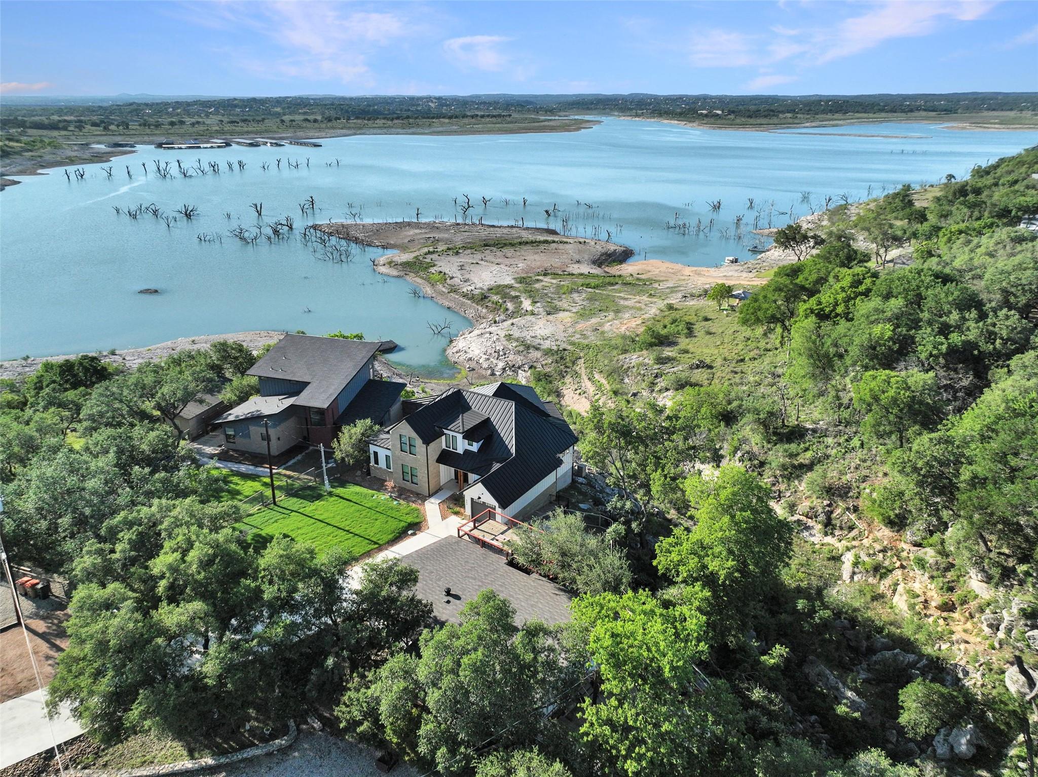 Details for 901 Glenn Dr, Canyon Lake, TX 78133