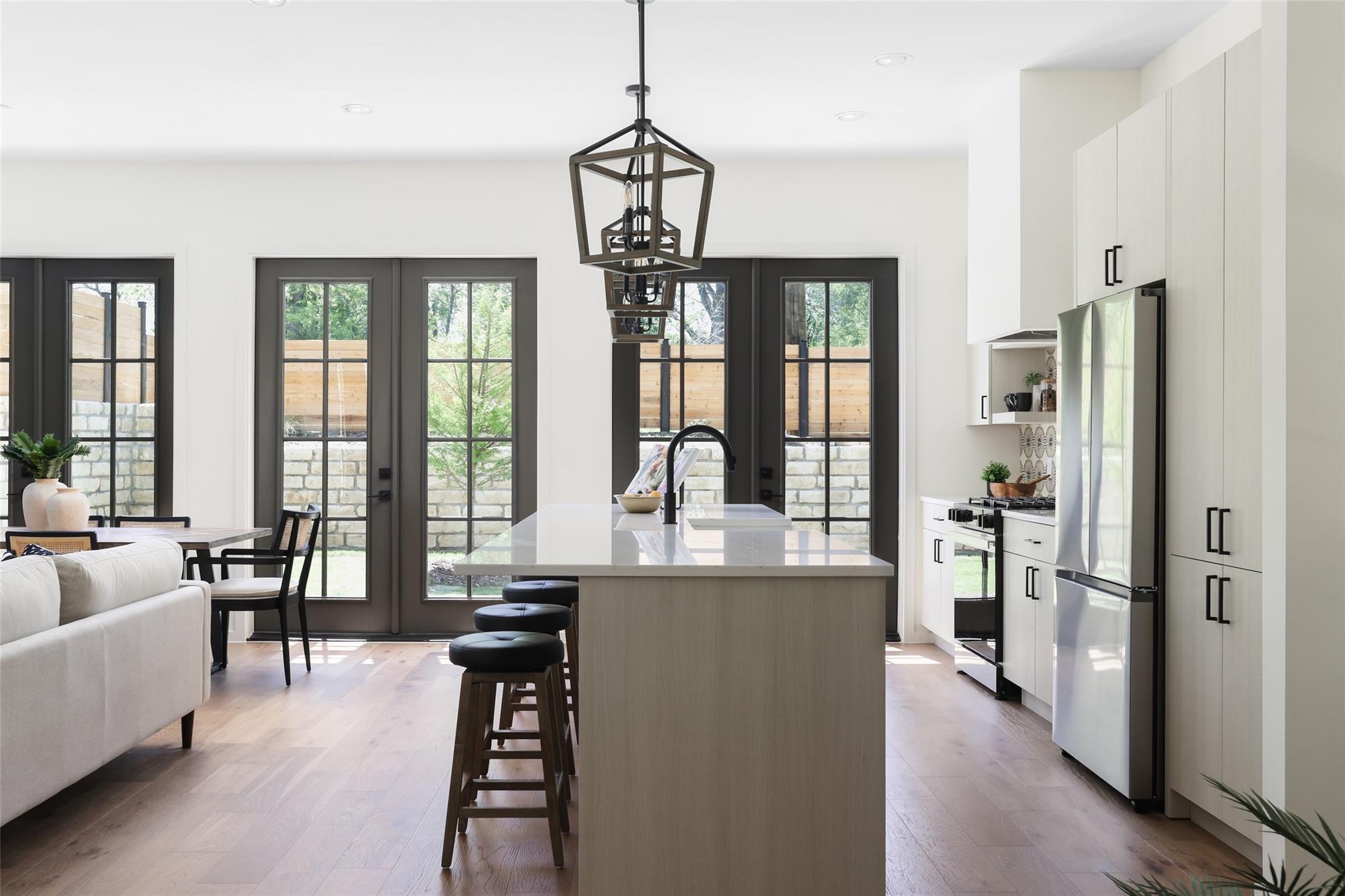 Image 16 of 38 For 3500 Pecan Springs Rd 10