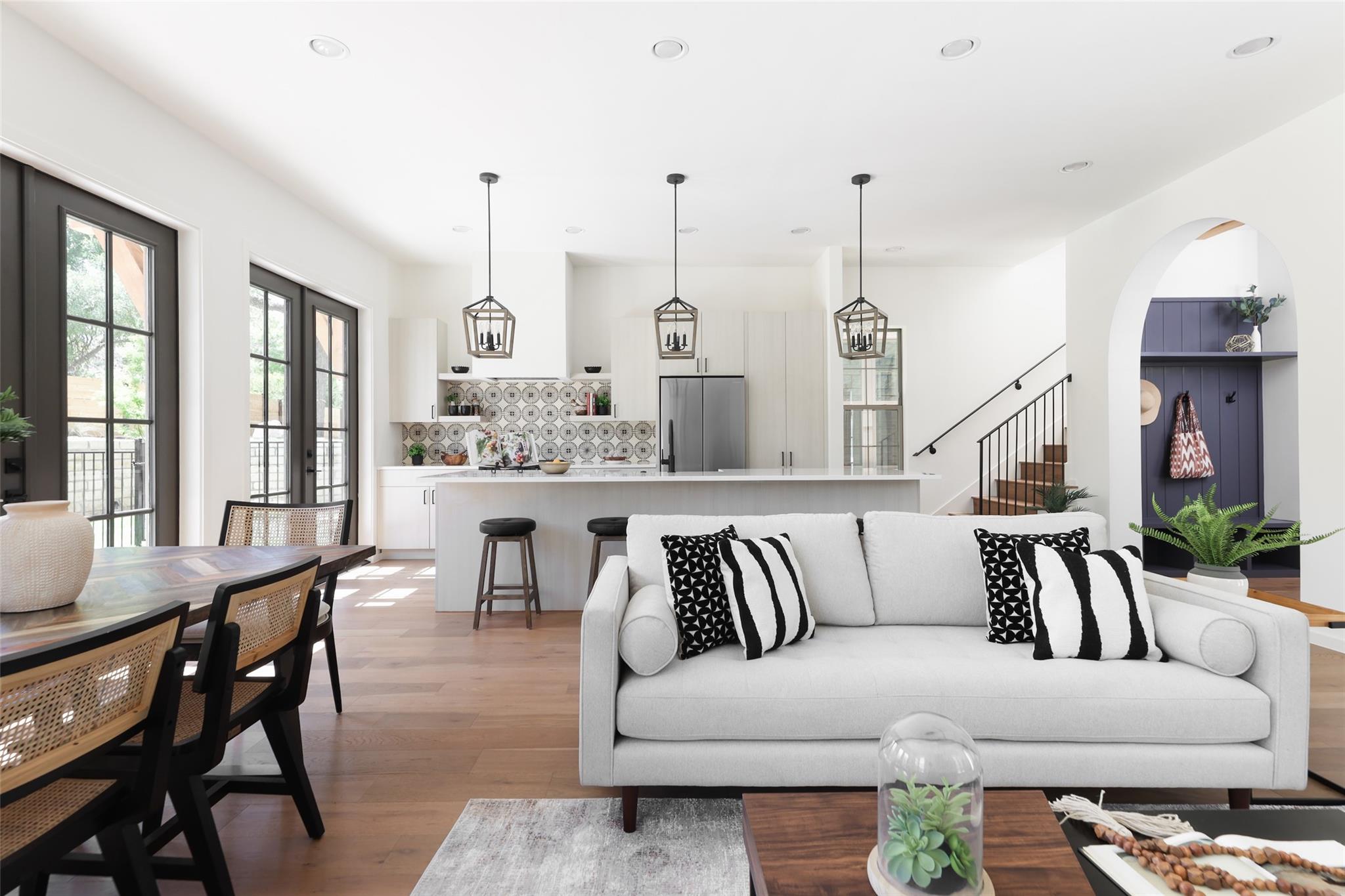 Image 23 of 38 For 3500 Pecan Springs Rd 10