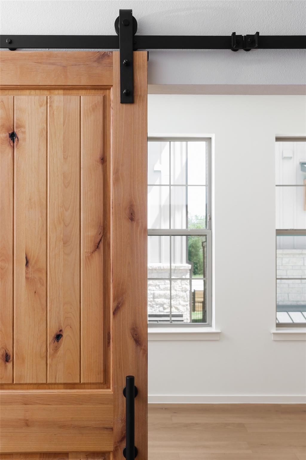 Image 28 of 38 For 3500 Pecan Springs Rd 10