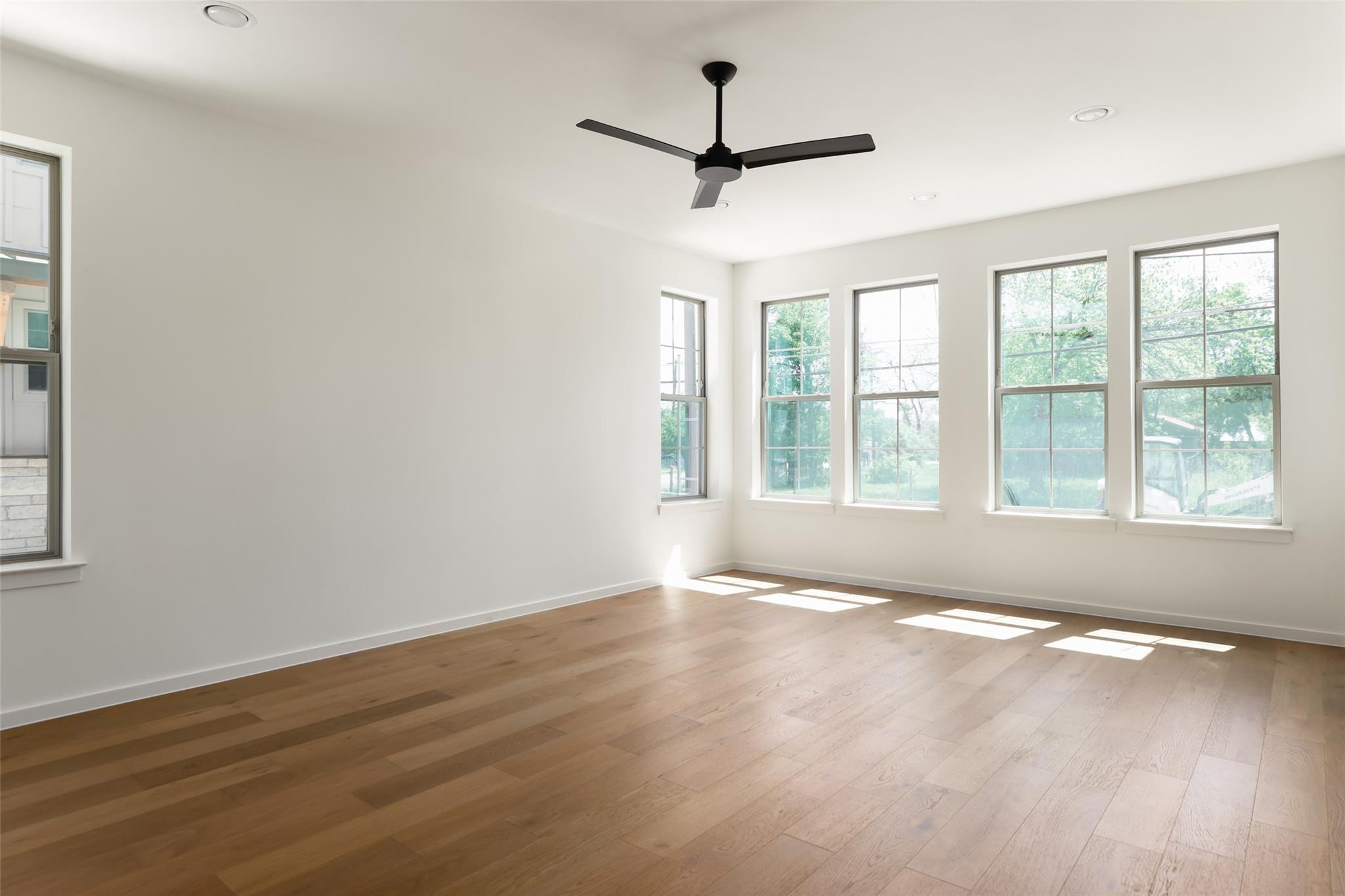 Image 30 of 38 For 3500 Pecan Springs Rd 10