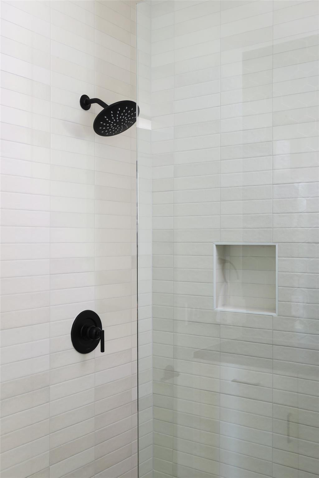 Image 33 of 38 For 3500 Pecan Springs Rd 10