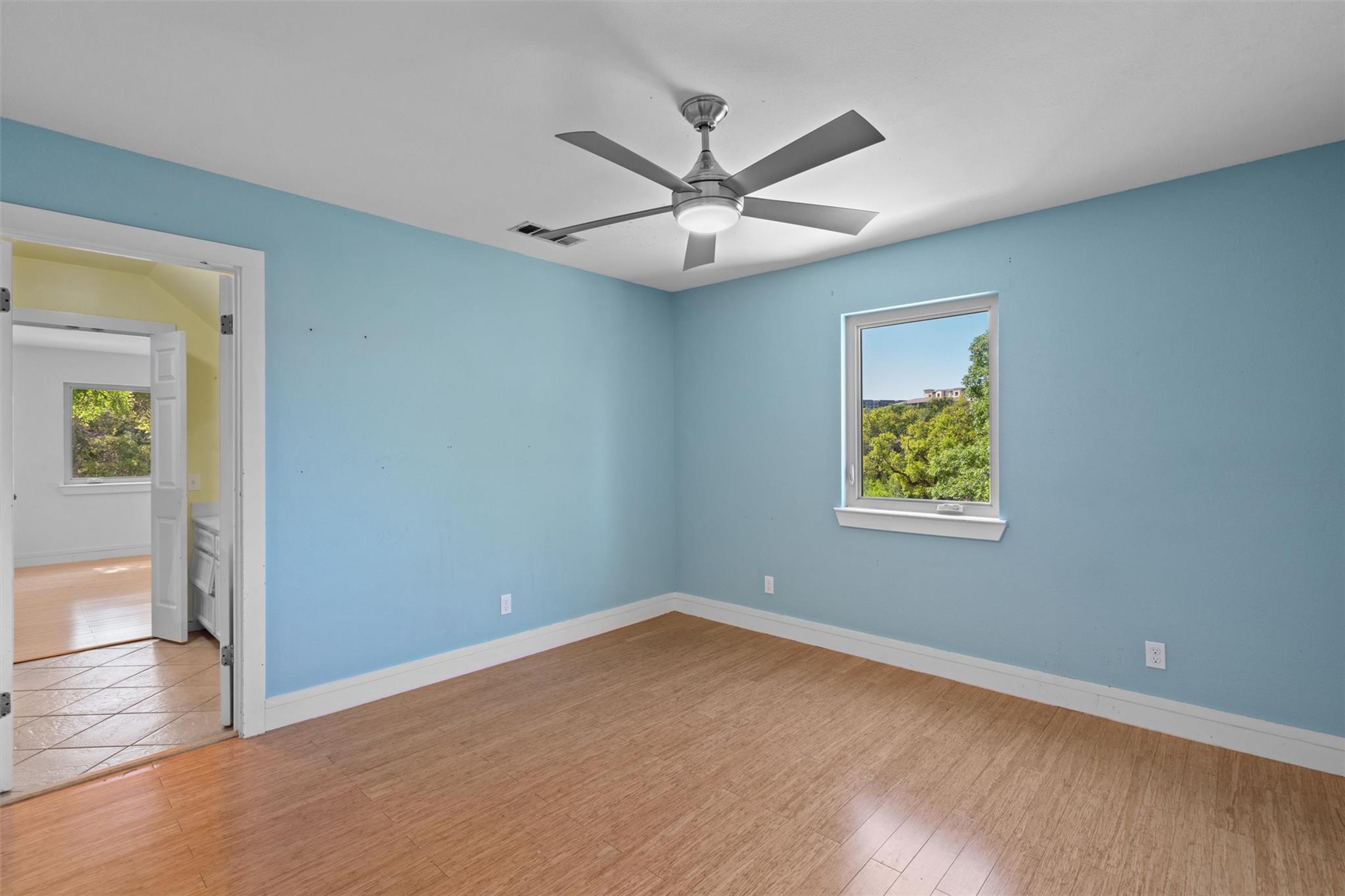 Image 23 of 40 For 33 Long Creek Rd