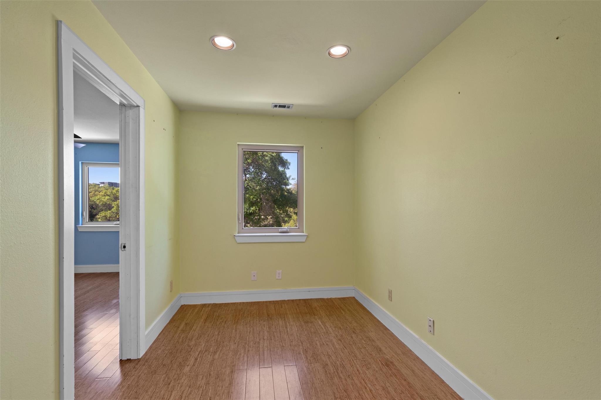 Image 24 of 40 For 33 Long Creek Rd