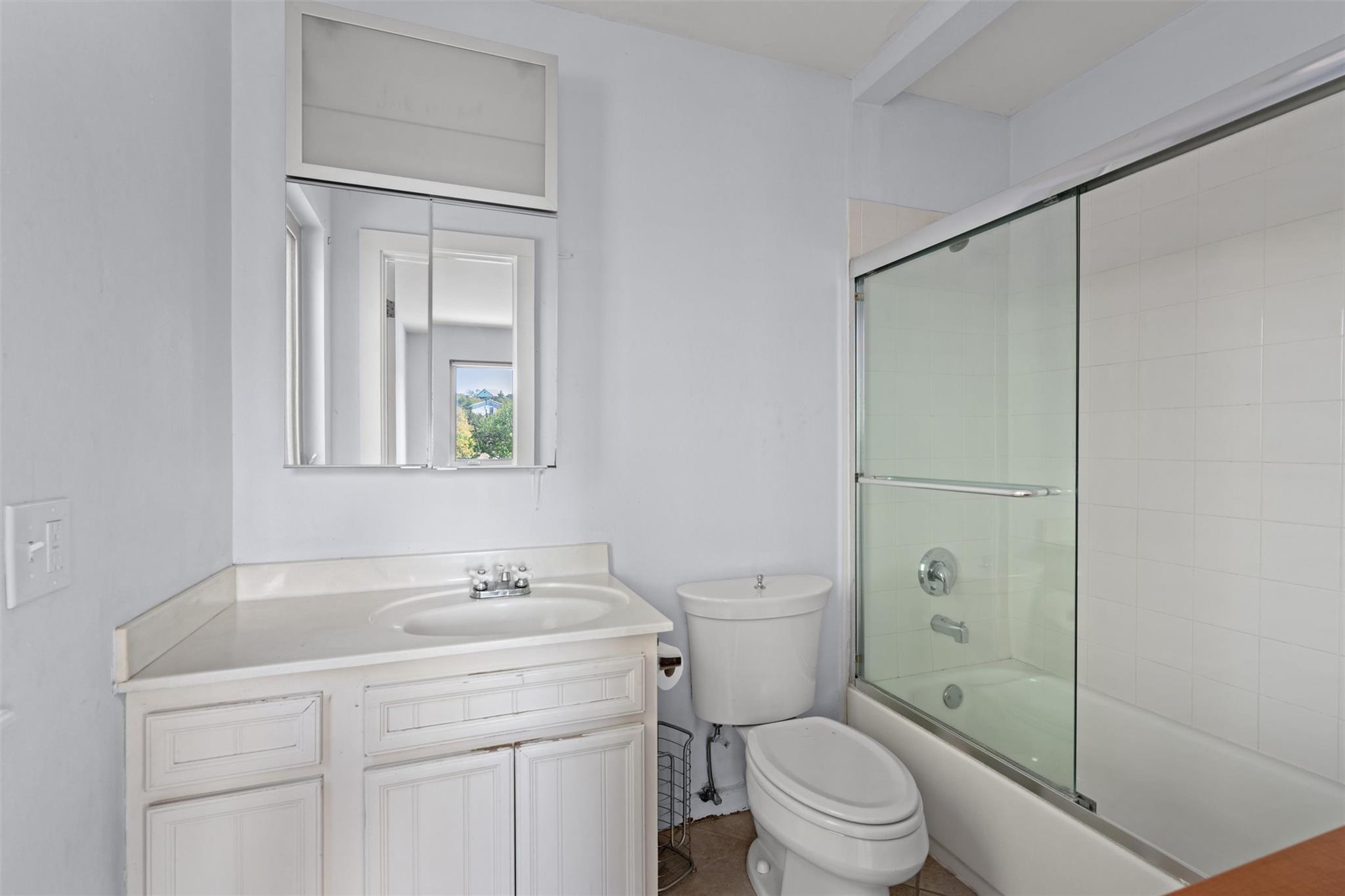 Image 27 of 40 For 33 Long Creek Rd