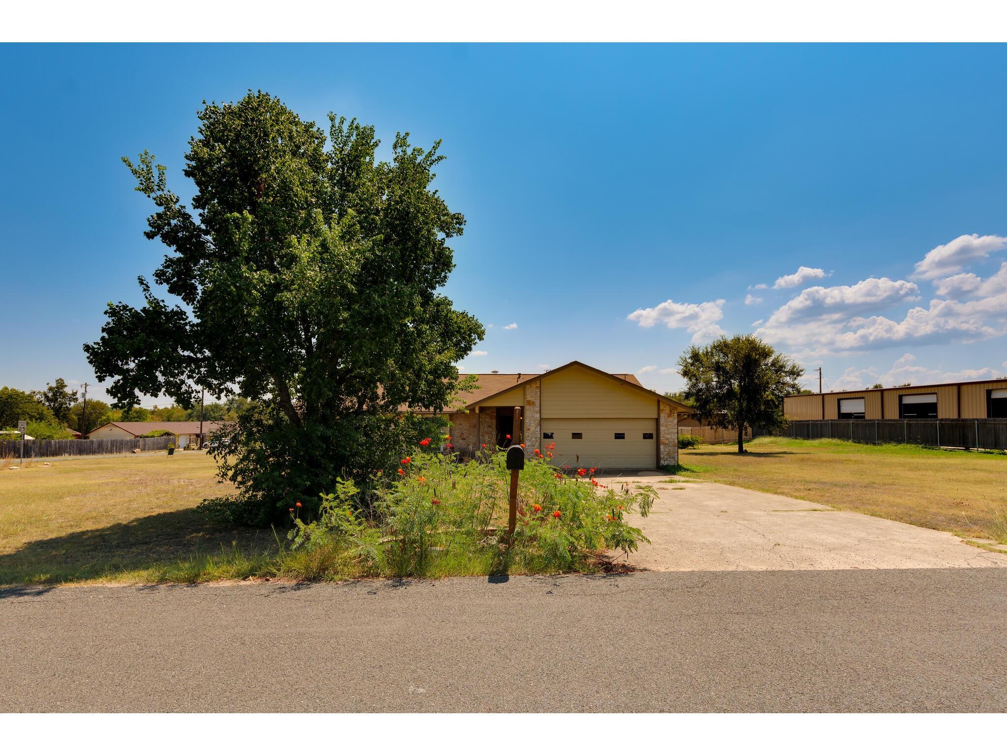 Image 12 of 40 For 1612 Shenandoah Dr