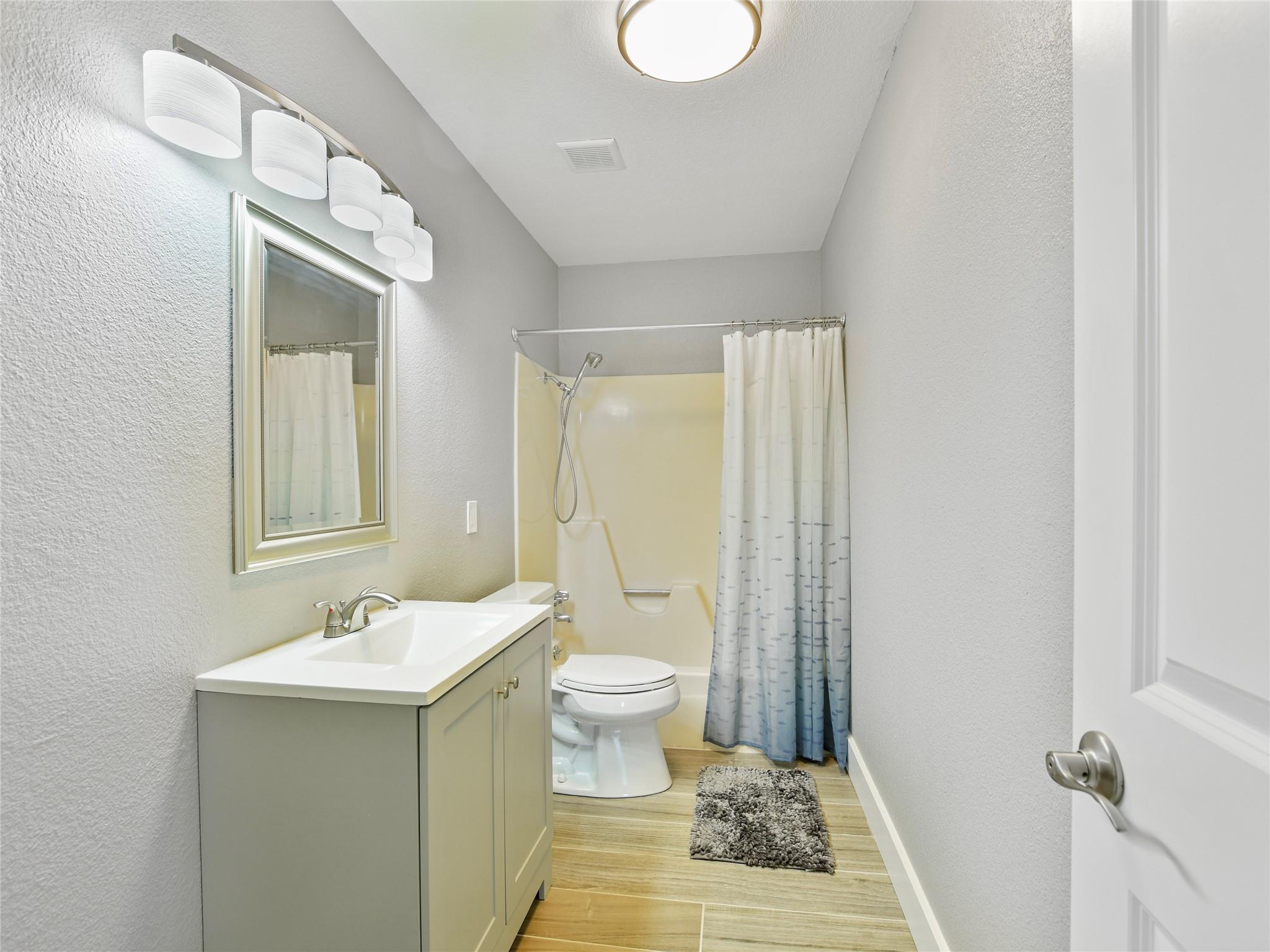 Image 14 of 40 For 1612 Shenandoah Dr