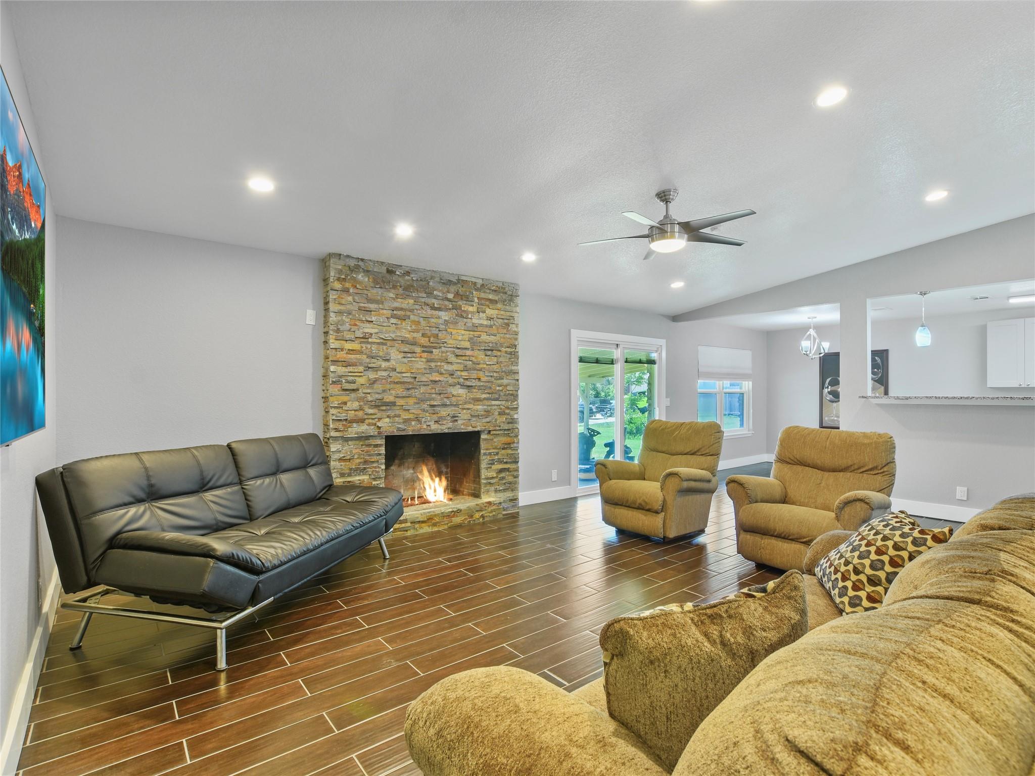 Image 20 of 40 For 1612 Shenandoah Dr