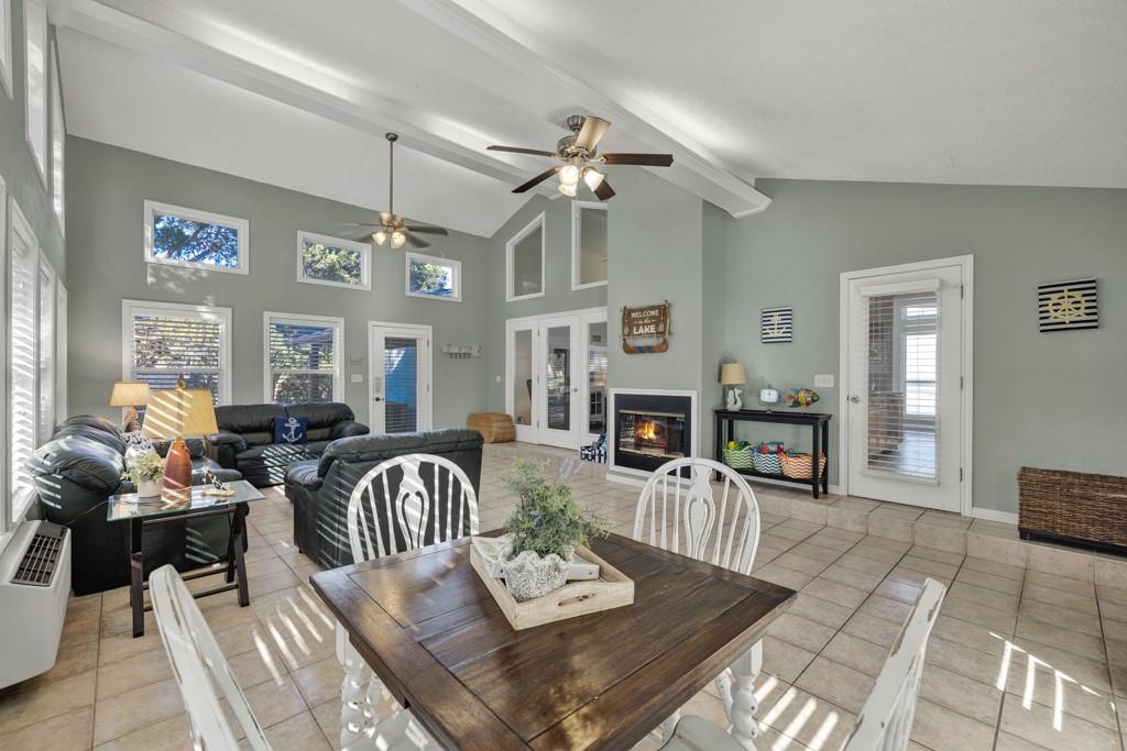 Image 13 of 40 For 1518 Lakeside Dr W
