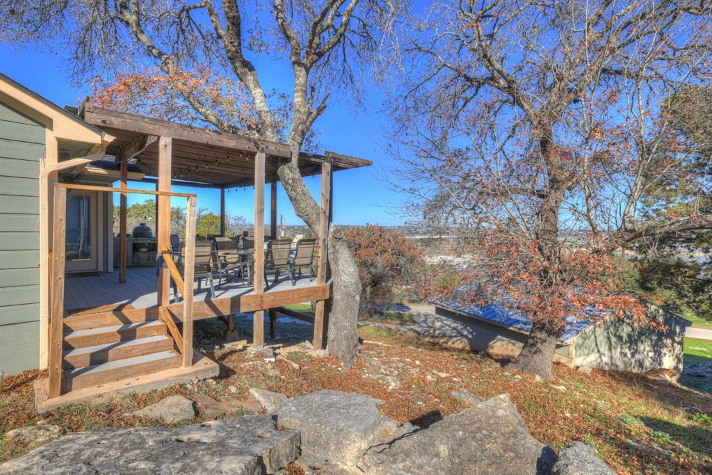Image 6 of 40 For 1518 Lakeside Dr W