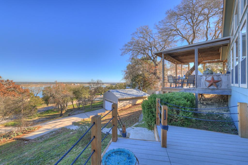 Image 8 of 40 For 1518 Lakeside Dr W