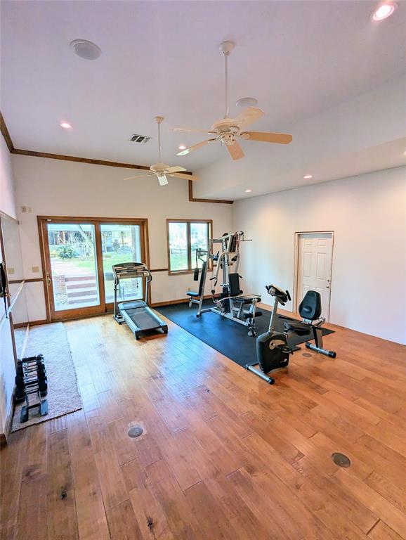 Image 14 of 26 For 321 Weiss Rd