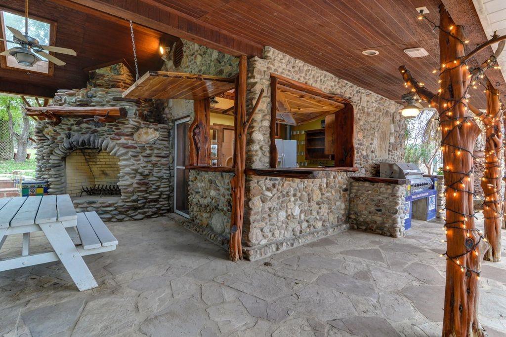 Image 22 of 26 For 321 Weiss Rd