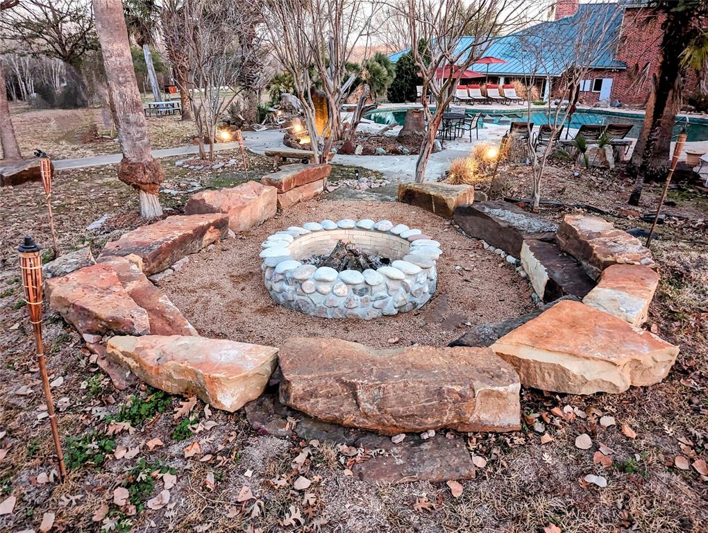 Image 24 of 26 For 321 Weiss Rd