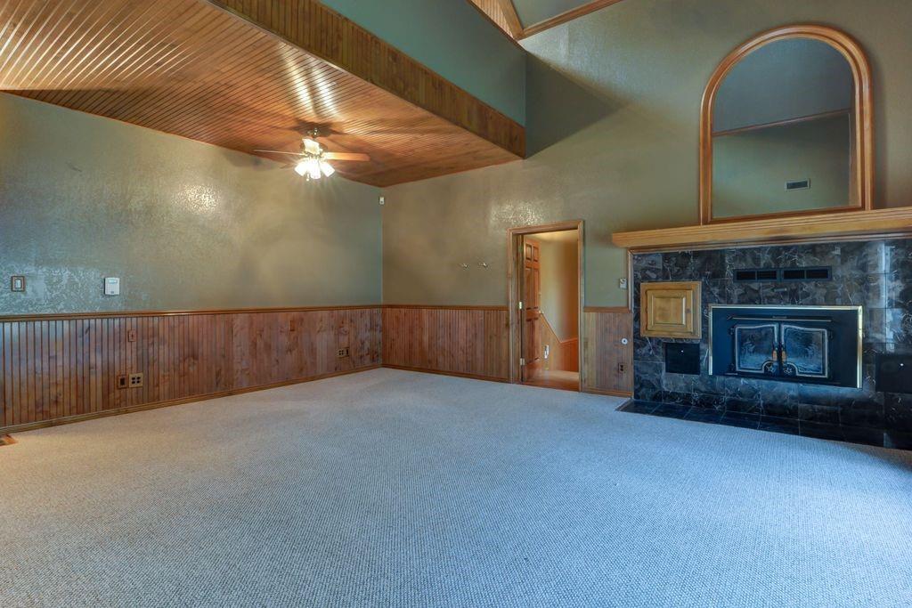 Image 9 of 26 For 321 Weiss Rd