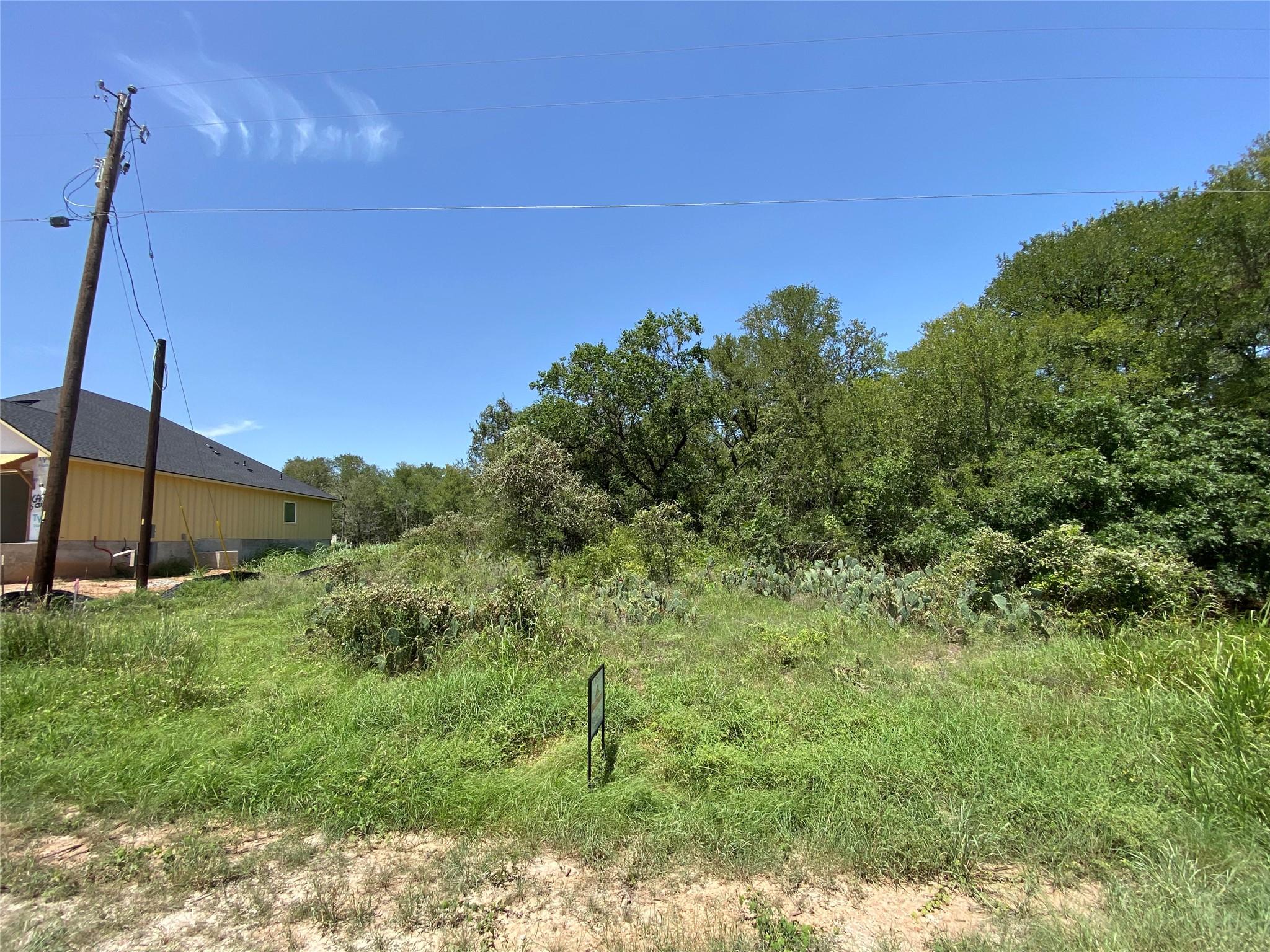 Details for 328 Kahana Ln, Bastrop, TX 78602
