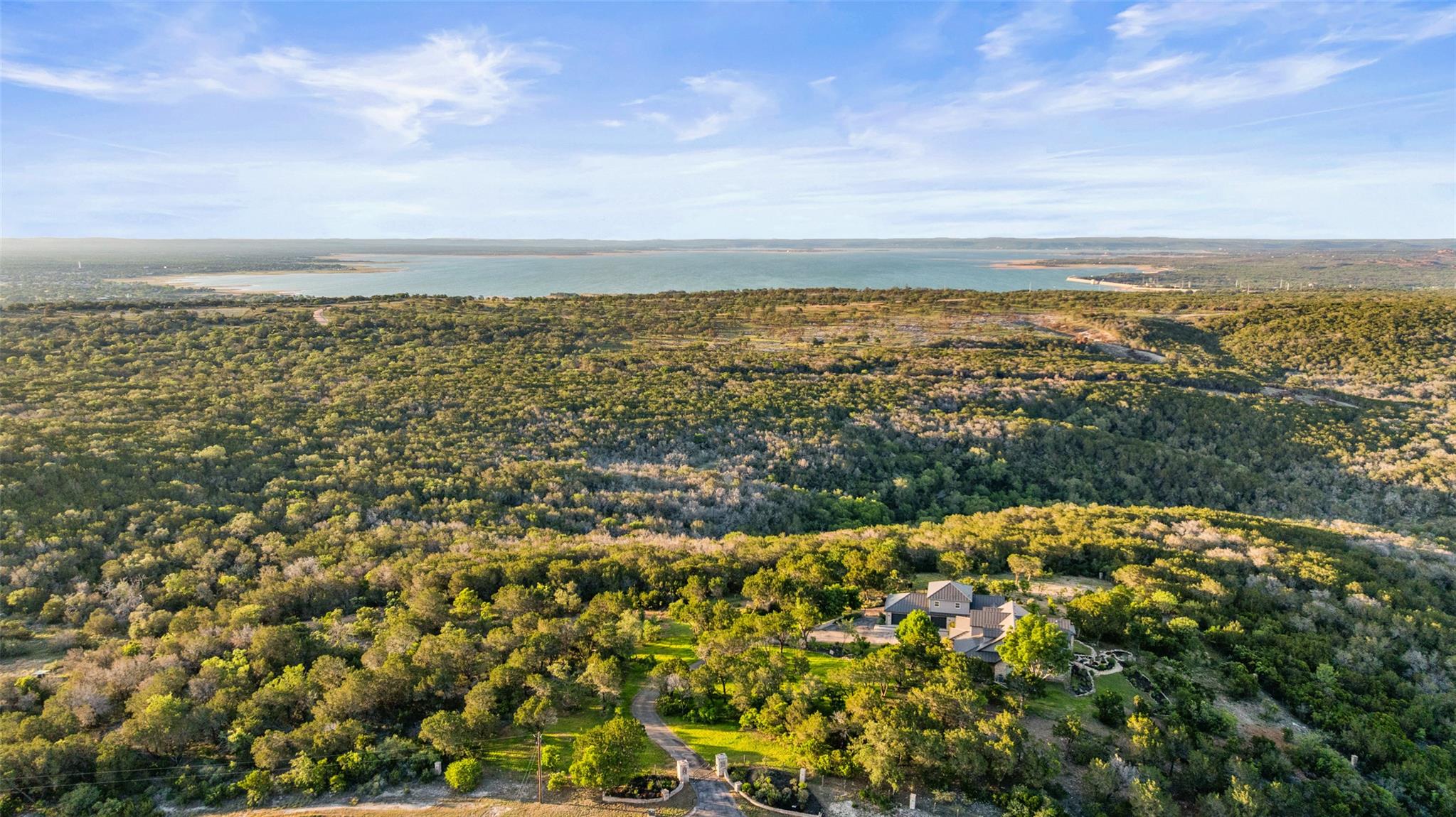 Image 11 of 40 For 1071 Escalar Dr