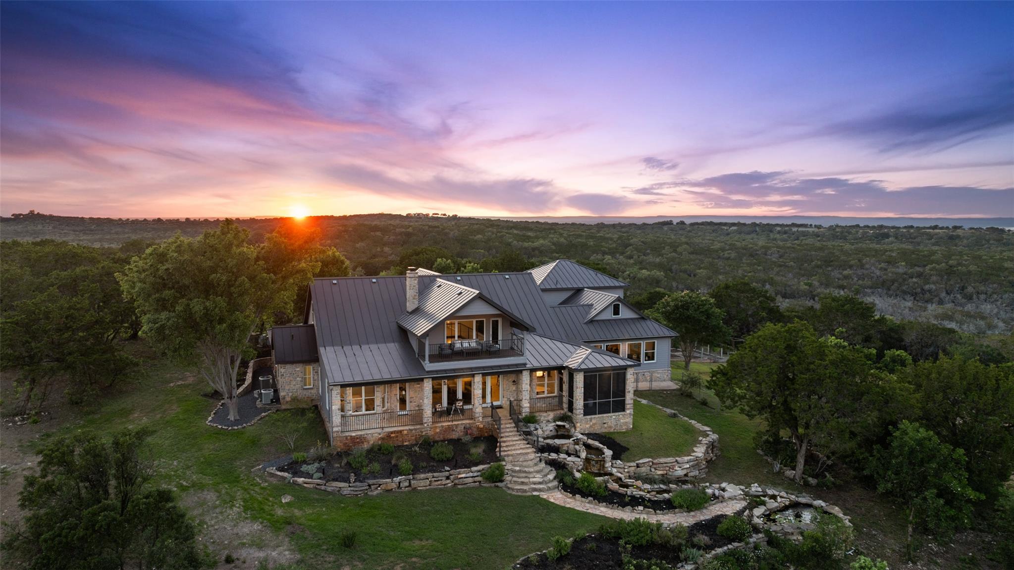 Image 39 of 40 For 1071 Escalar Dr