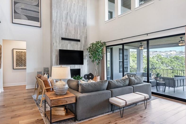 Image 10 of 23 For 9213 The Ravine Way