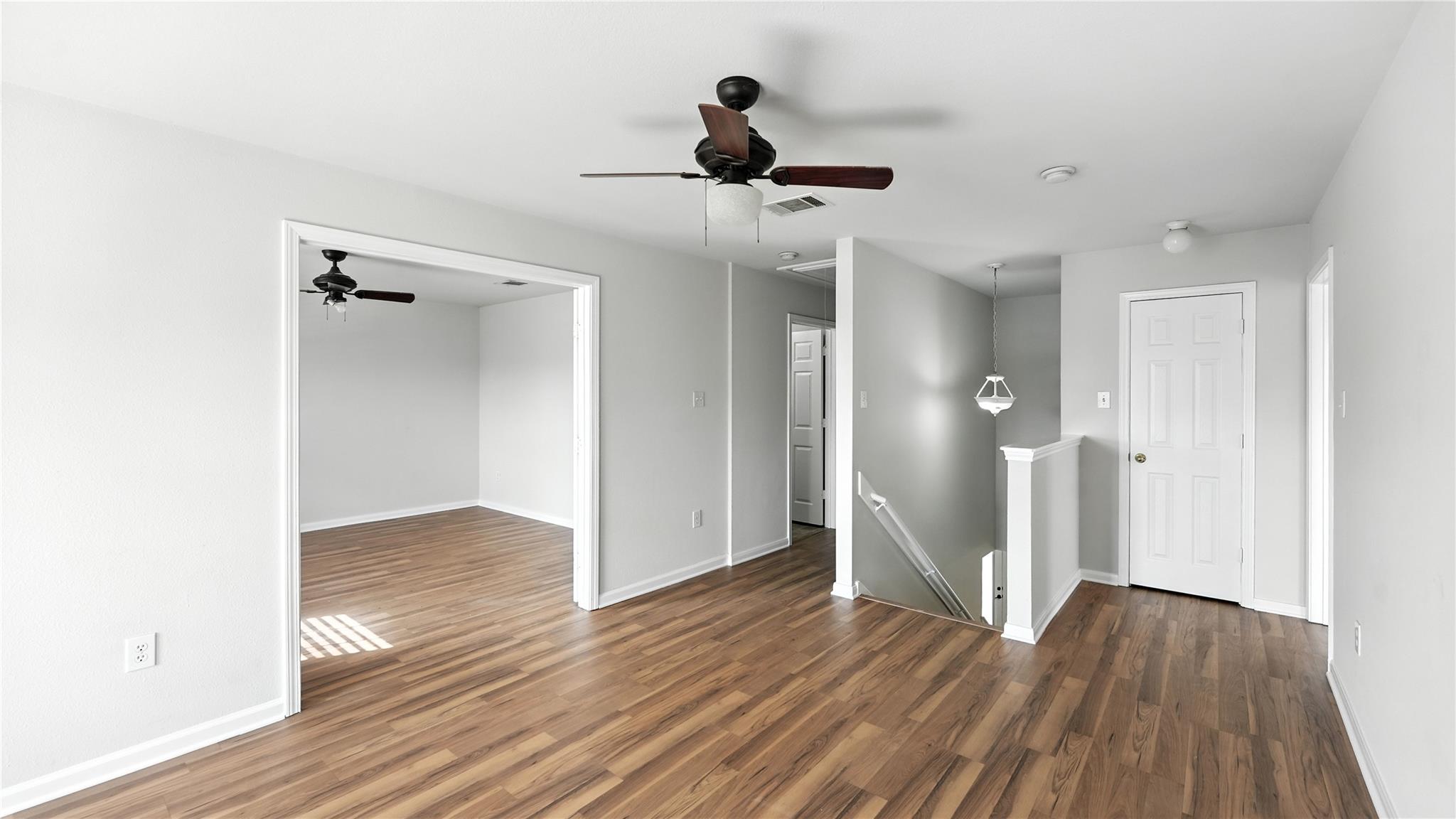 Image 12 of 29 For 2028 Heaton Hall Dr