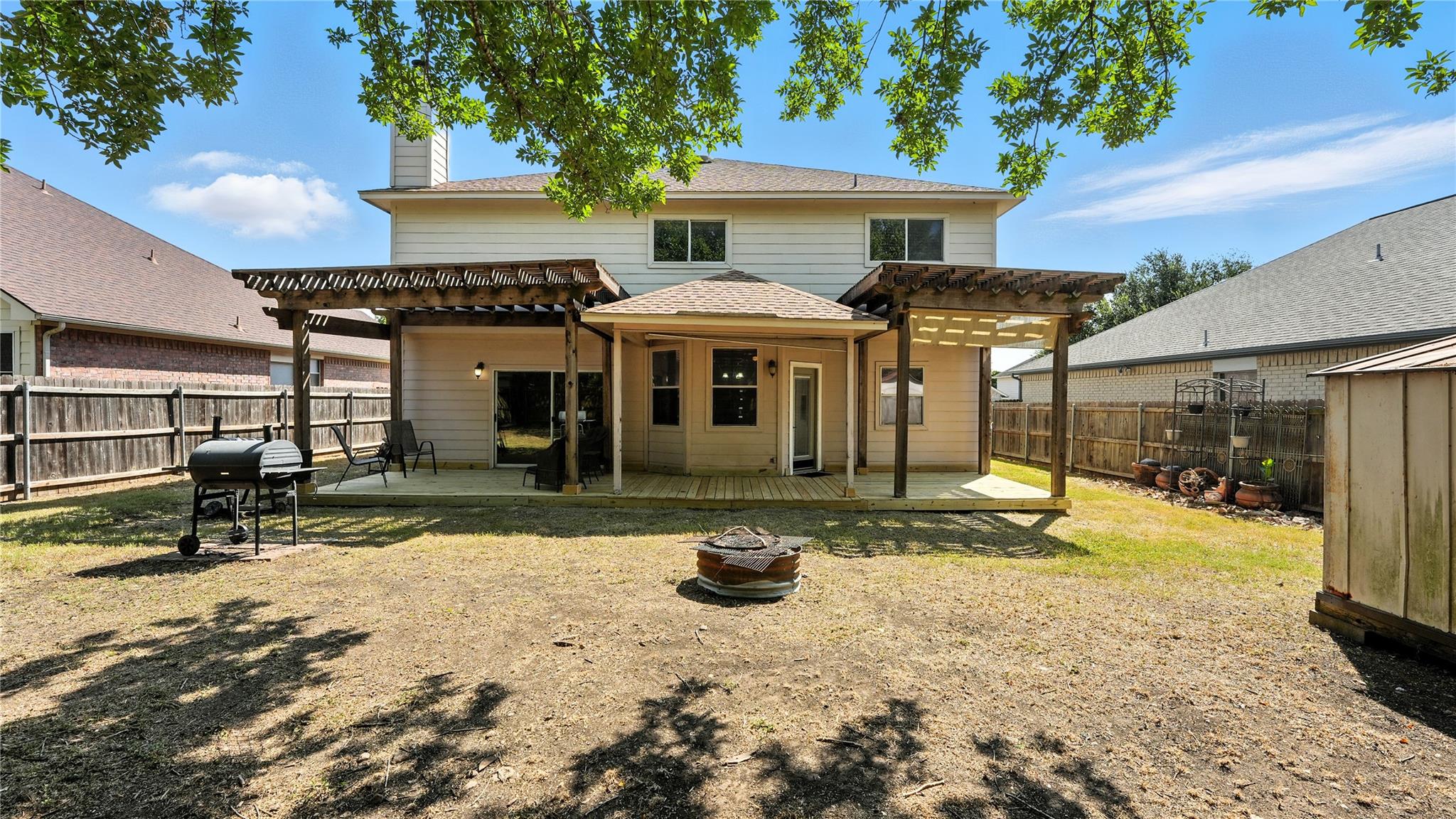 Image 28 of 29 For 2028 Heaton Hall Dr