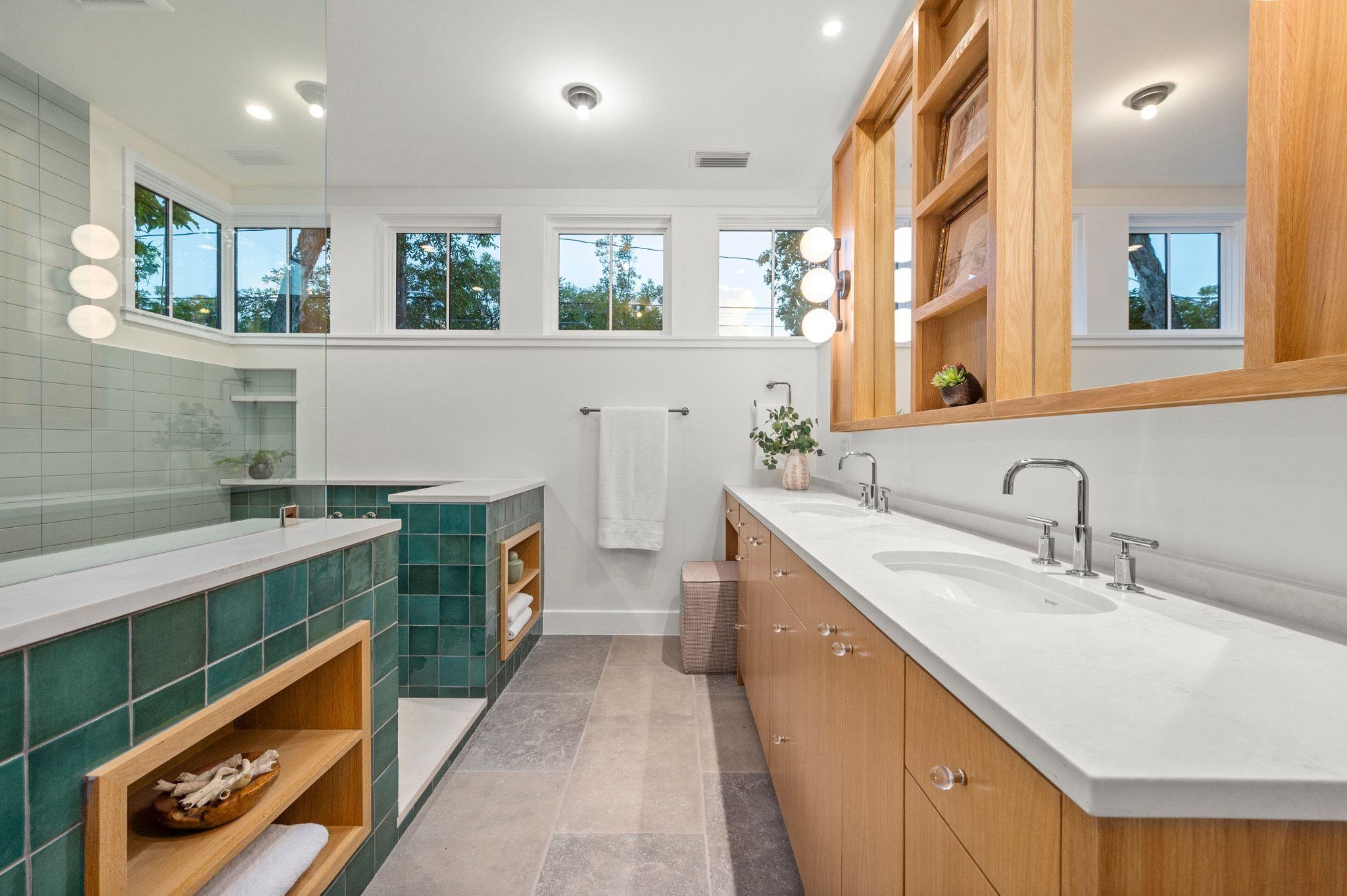 Image 17 of 39 For 706 Johanna St