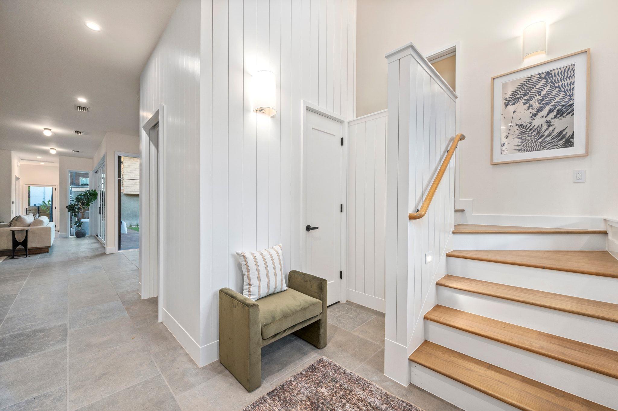 Image 6 of 39 For 706 Johanna St