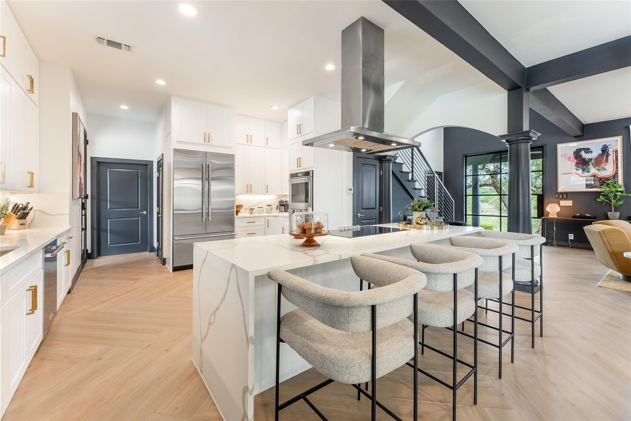 Image 10 of 40 For 12605 Fitzhugh Rd