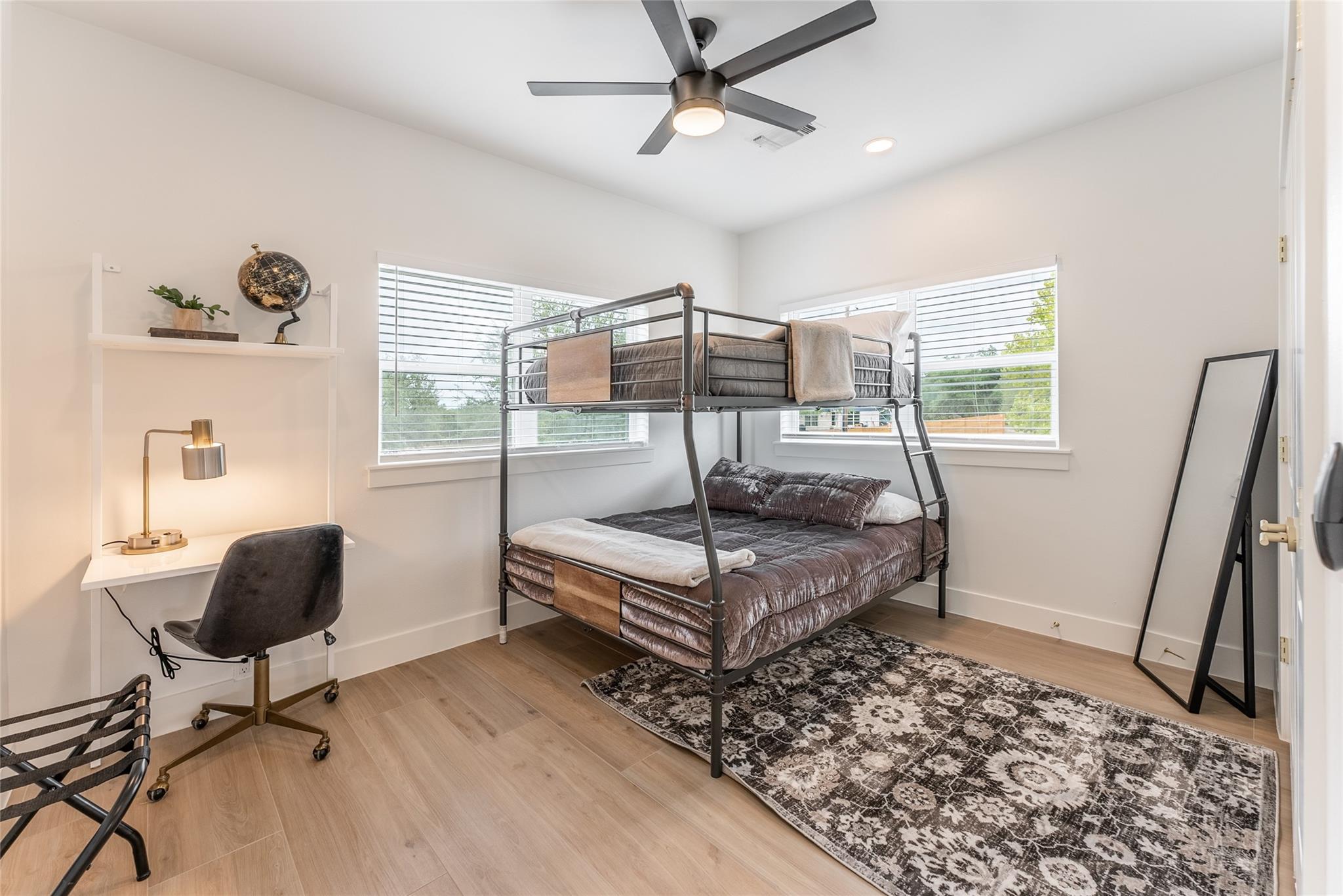 Image 19 of 40 For 12605 Fitzhugh Rd