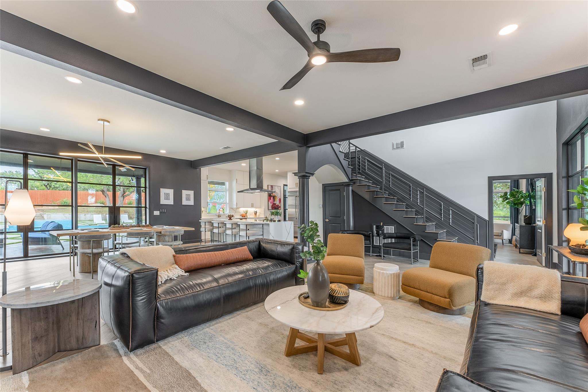 Image 8 of 40 For 12605 Fitzhugh Rd