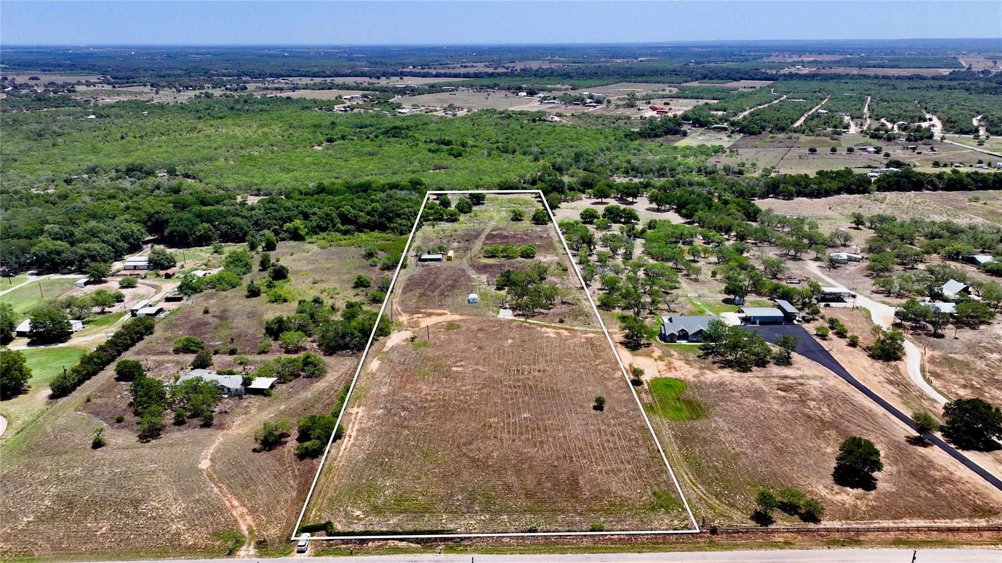 Details for 2318 Warnecke Rd, La Vernia, TX 78121