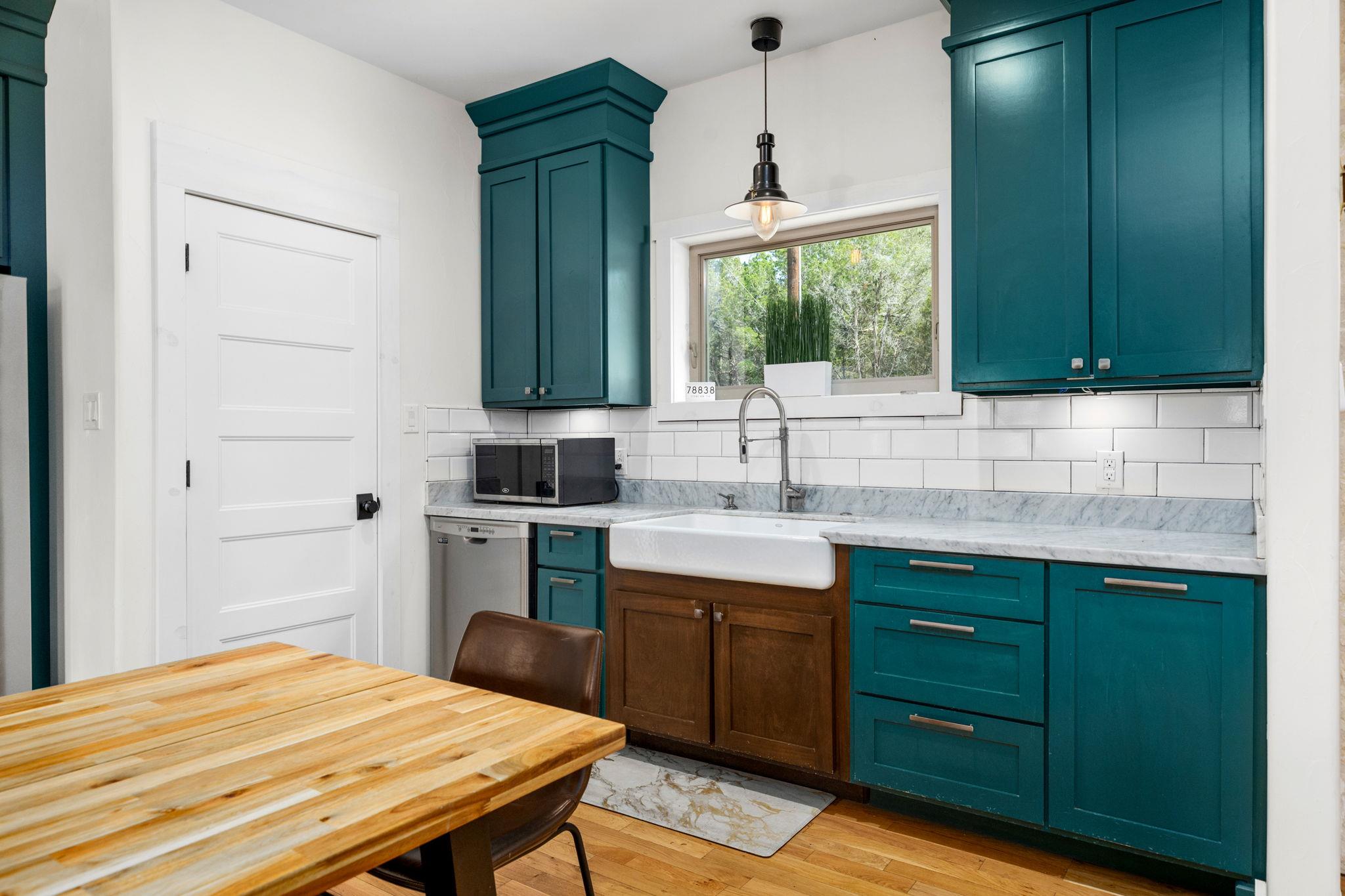 Image 13 of 35 For 684 Big Shades Rd