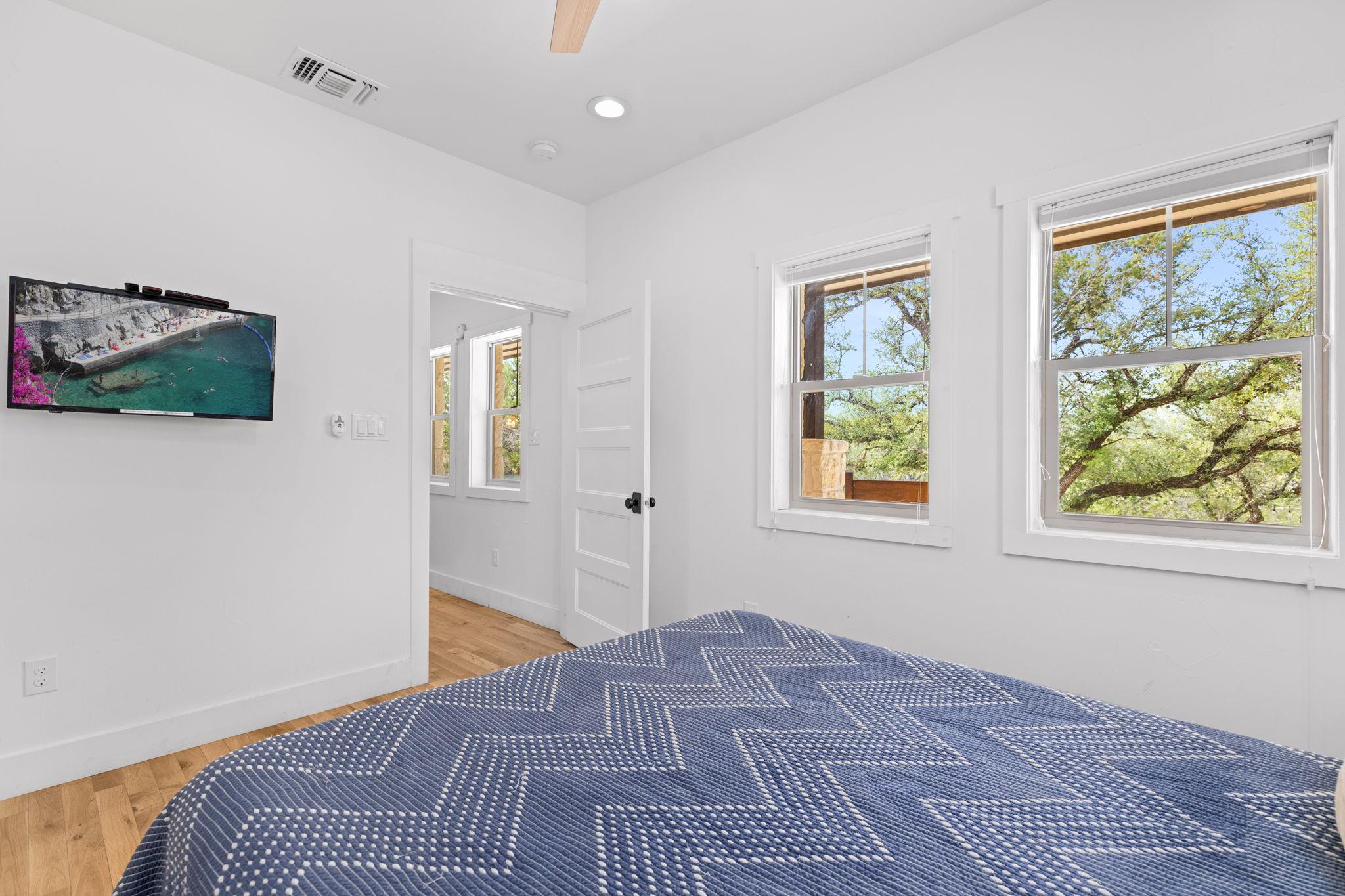 Image 15 of 35 For 684 Big Shades Rd