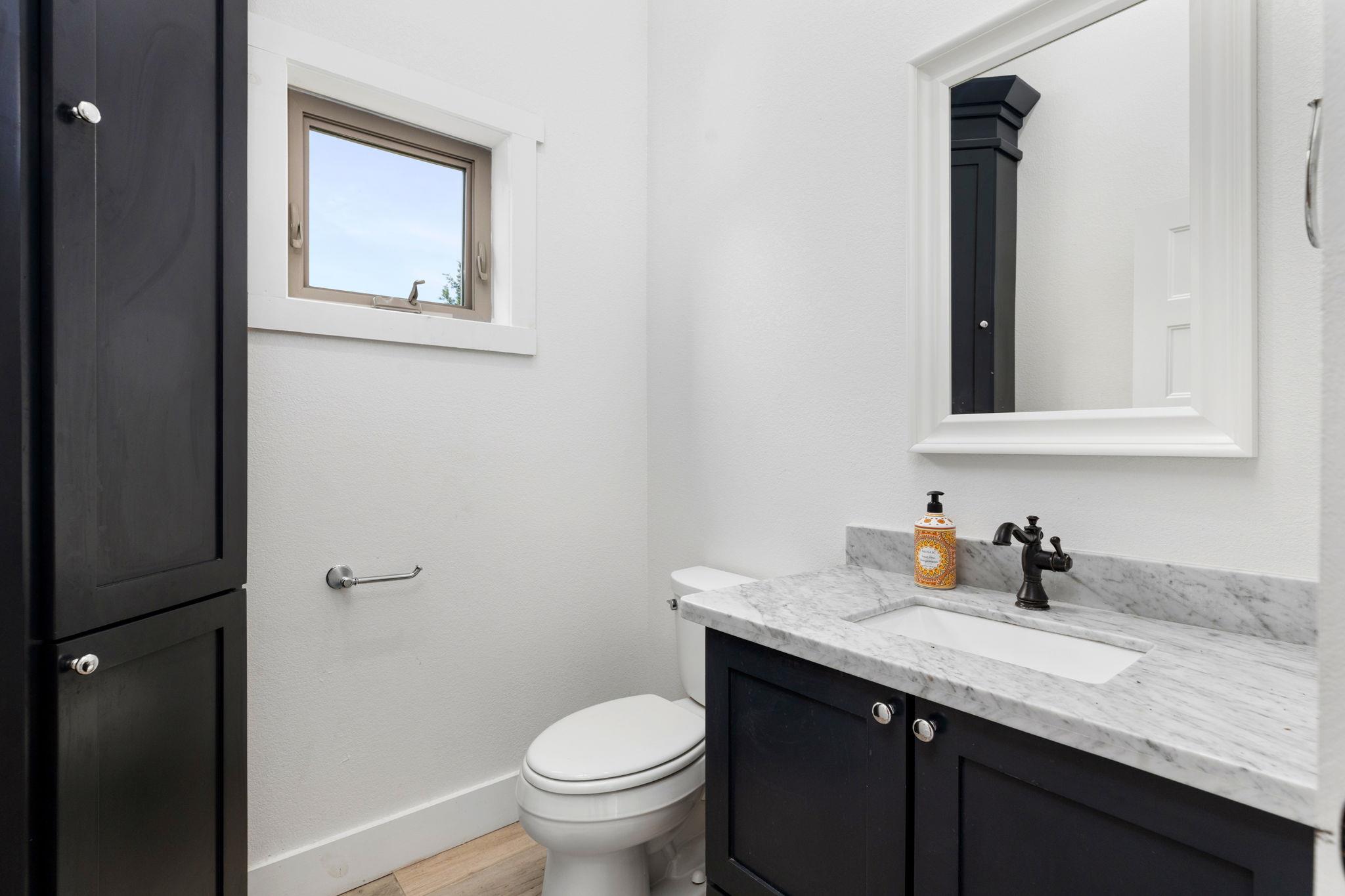 Image 26 of 35 For 684 Big Shades Rd