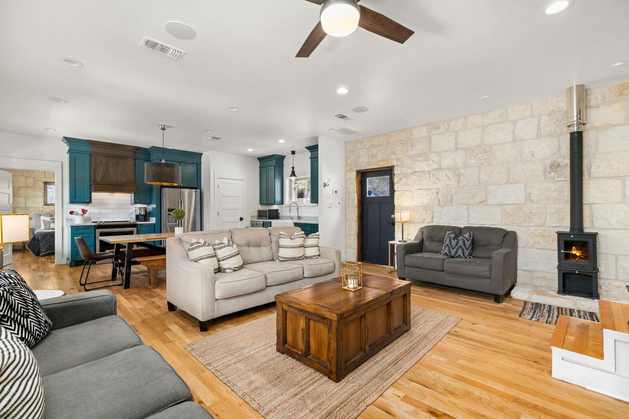 Image 7 of 35 For 684 Big Shades Rd