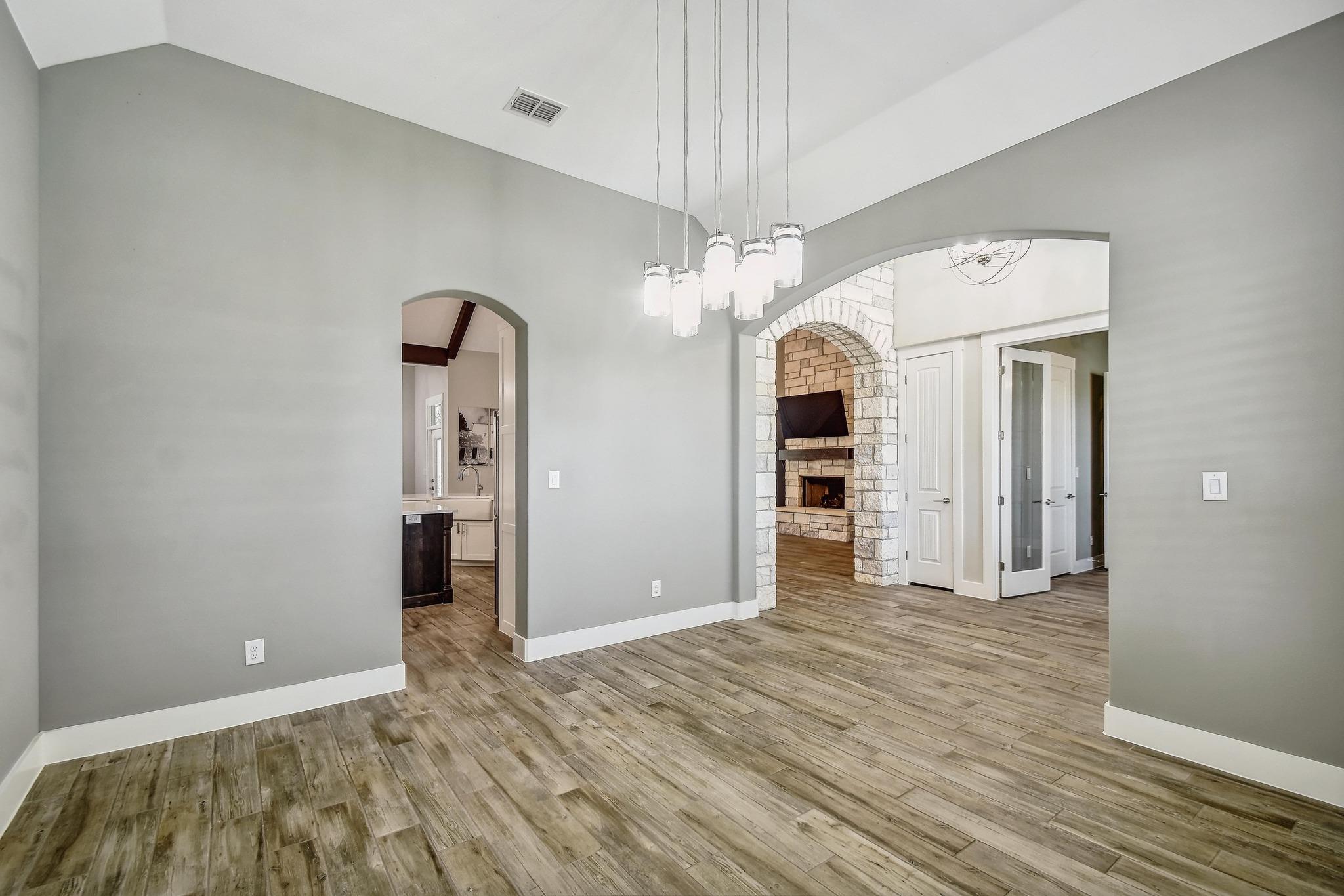 Image 16 of 40 For 1609 Havenwood Blvd