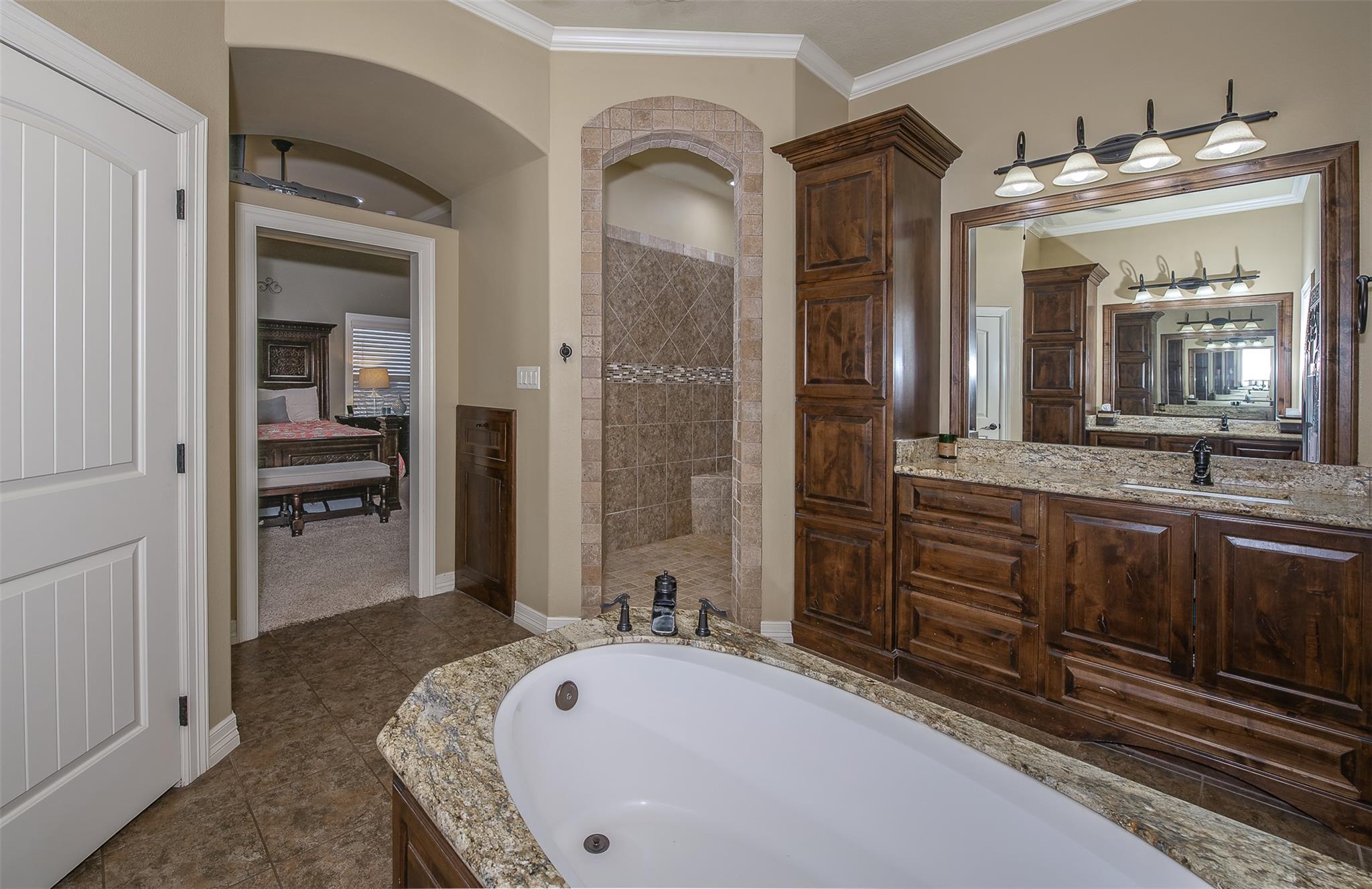 Image 17 of 39 For 2543 Fm 975  