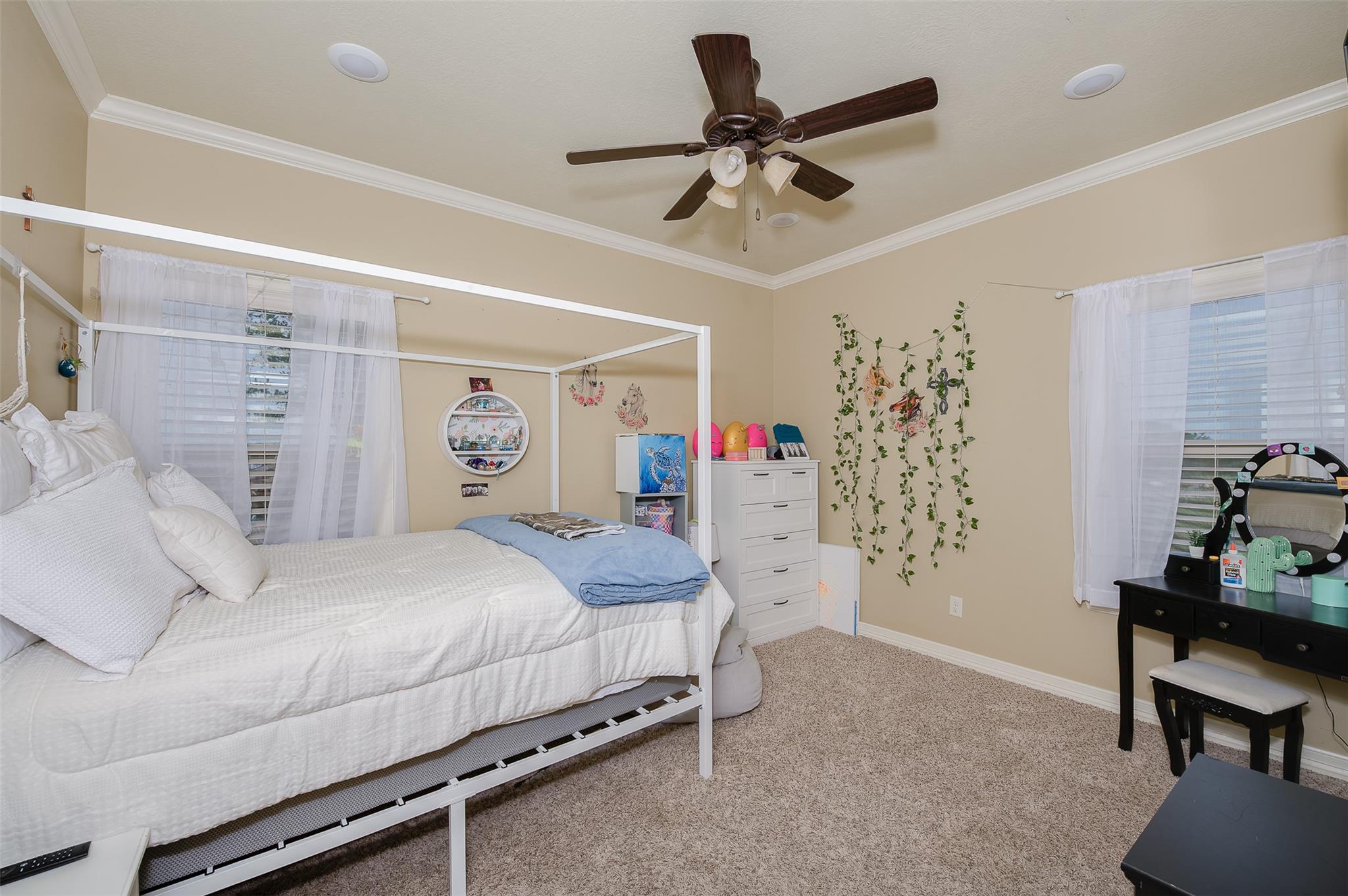 Image 20 of 39 For 2543 Fm 975  