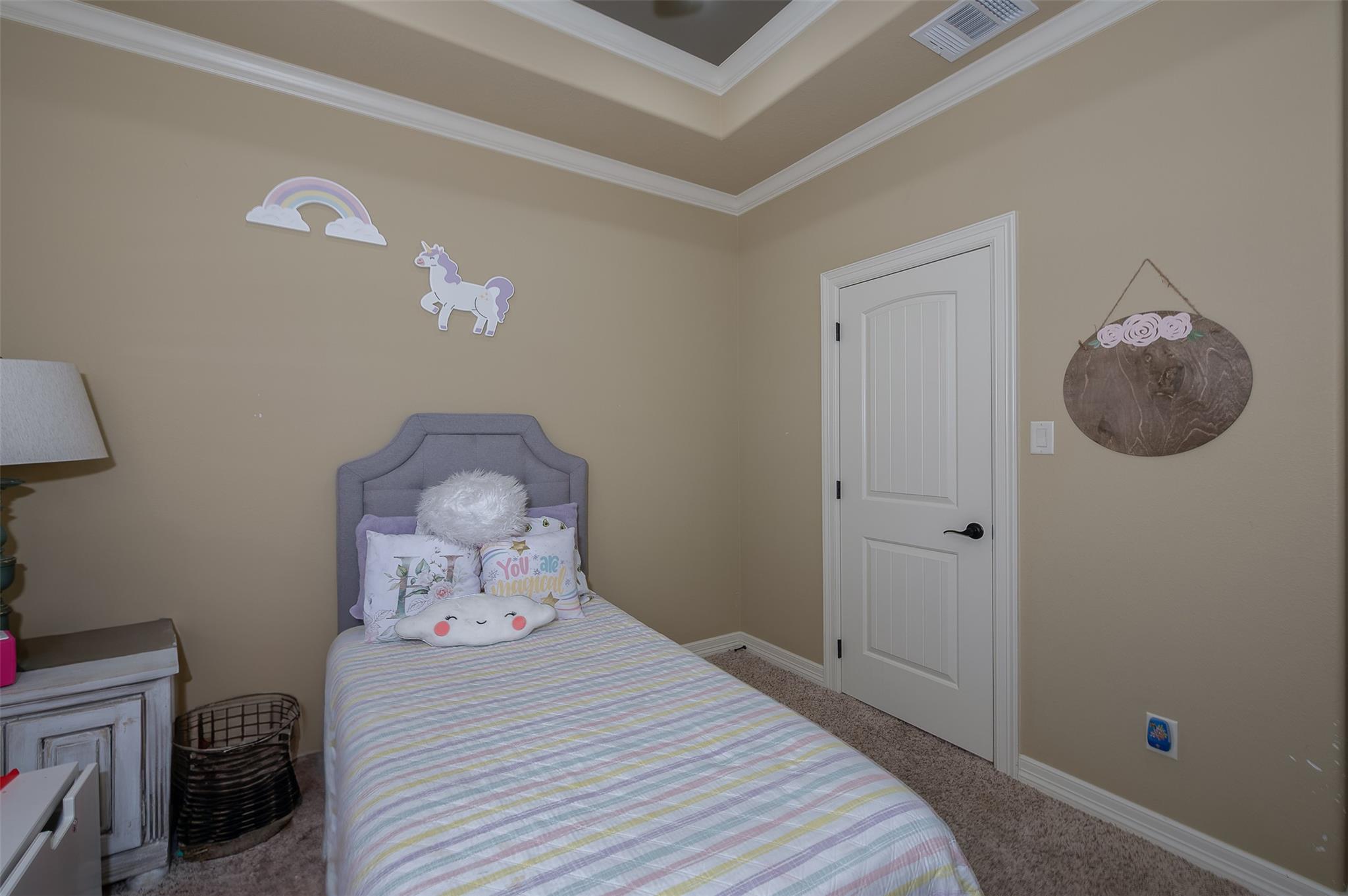 Image 22 of 39 For 2543 Fm 975  