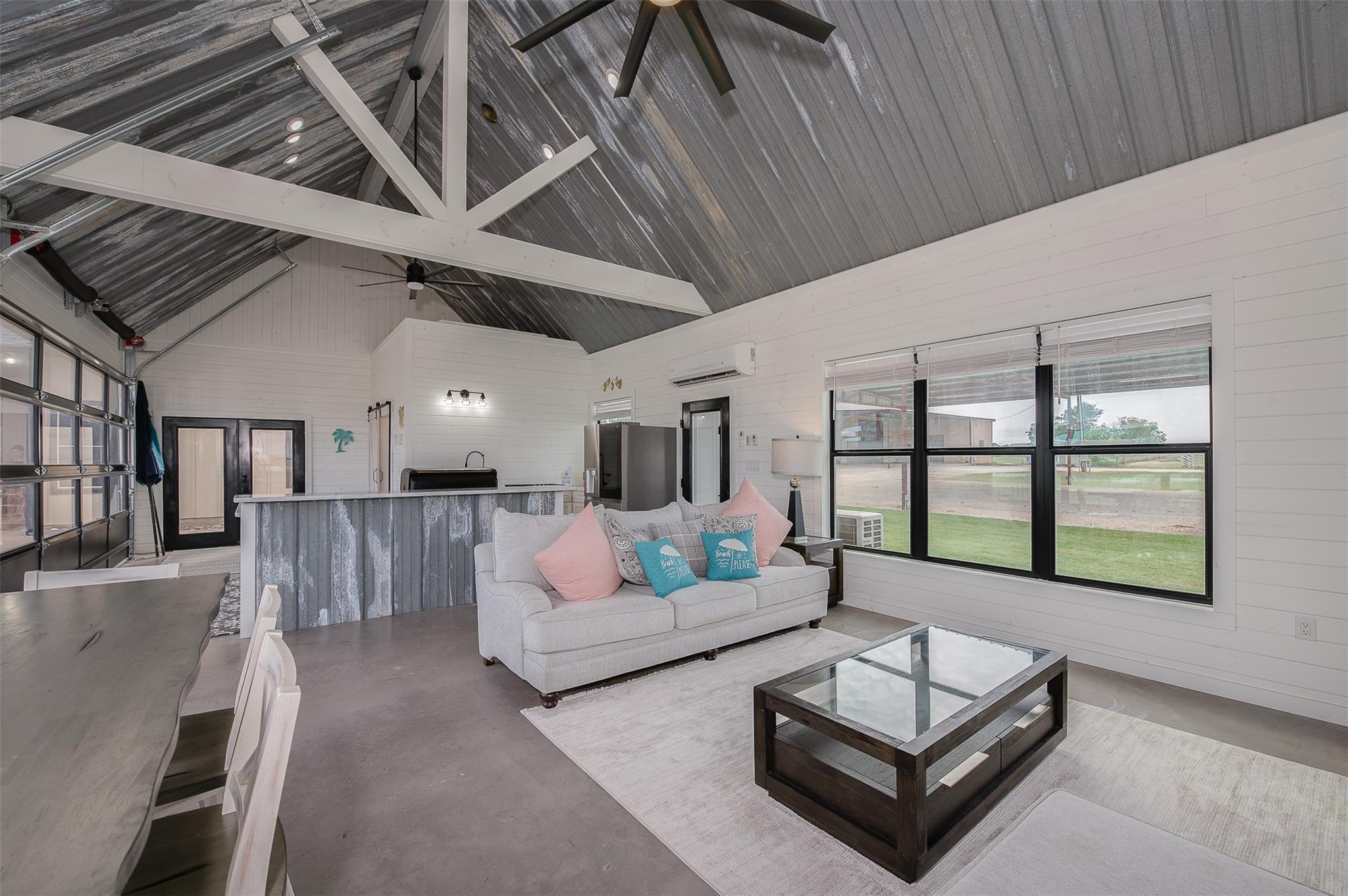 Image 26 of 39 For 2543 Fm 975  