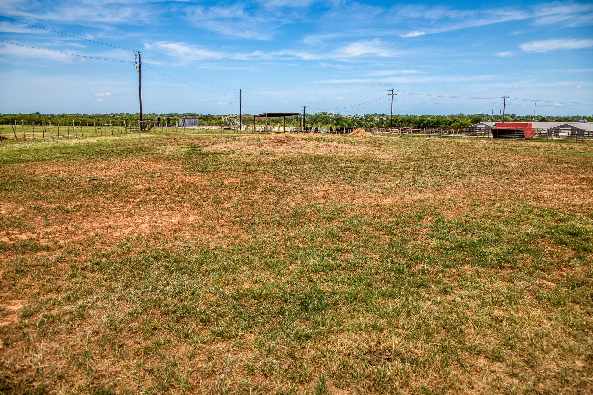 Image 38 of 39 For 2543 Fm 975  