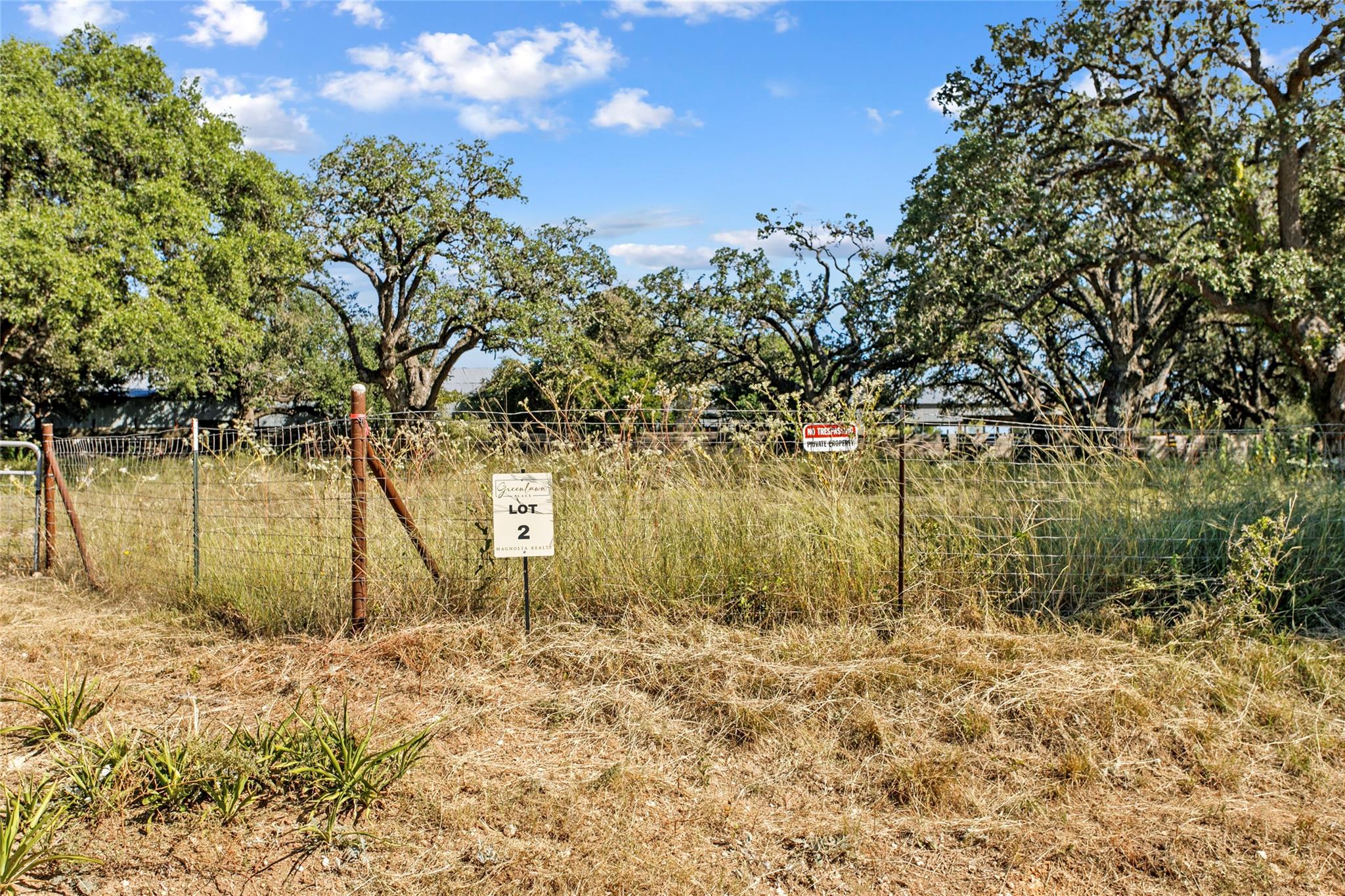 Image 3 of 14 For 1410 Greenlawn Pkwy