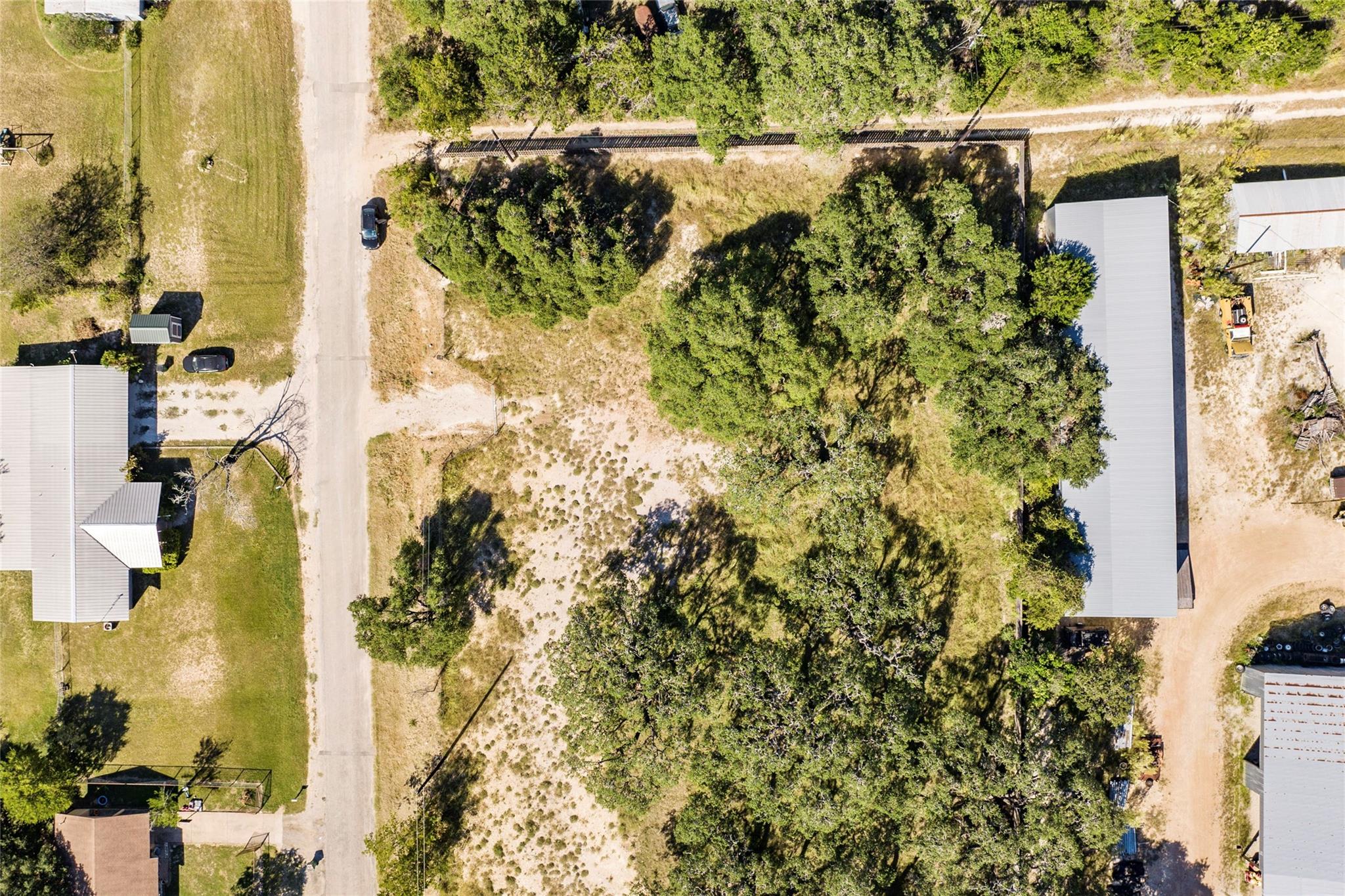 Image 8 of 14 For 1410 Greenlawn Pkwy