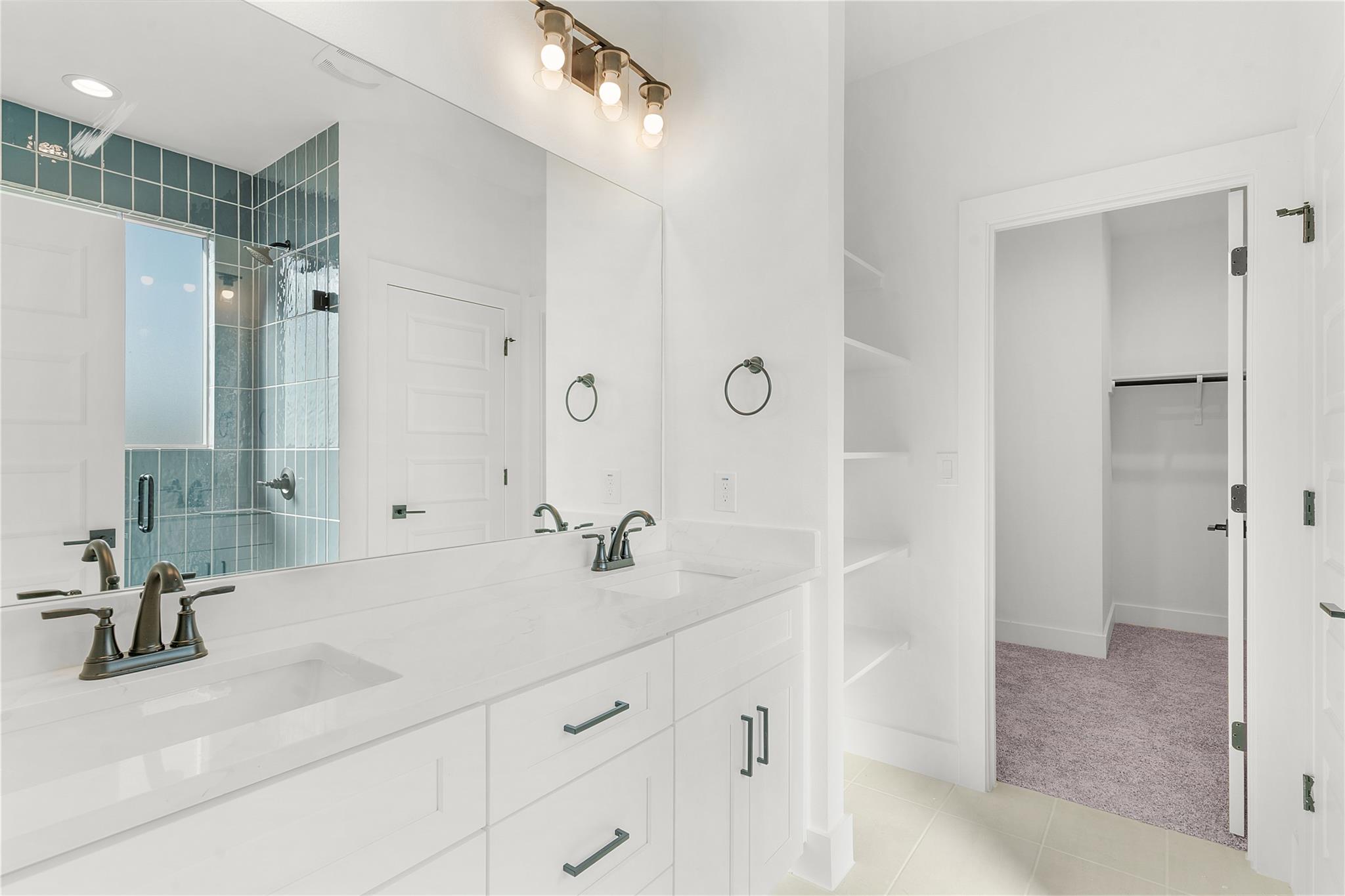 Image 15 of 40 For 105 Carmen Cv