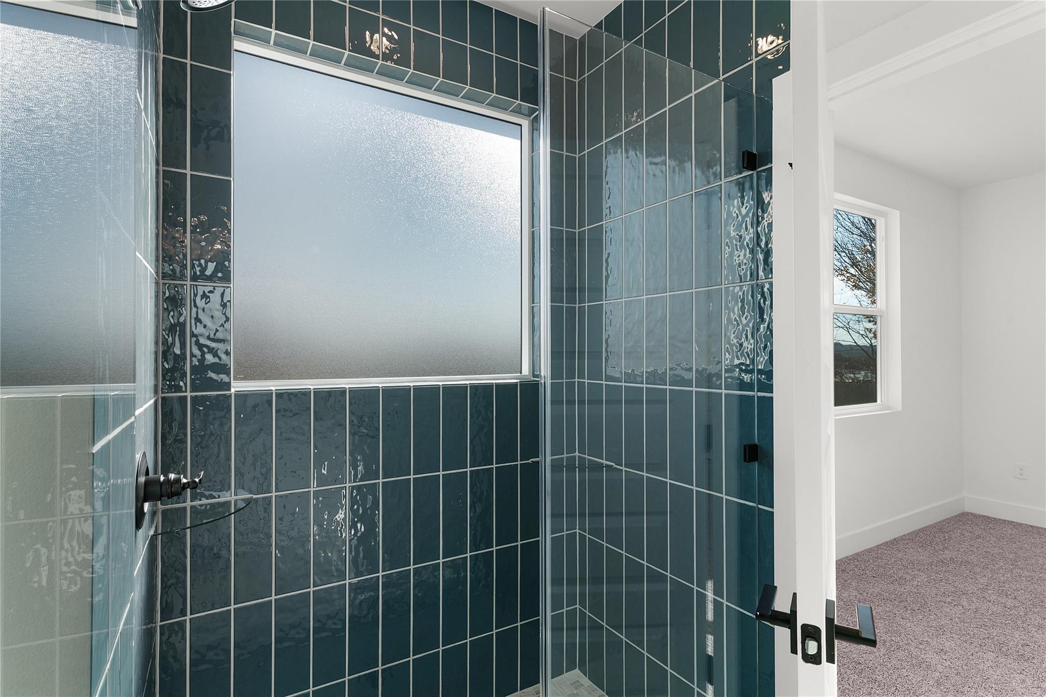 Image 16 of 40 For 105 Carmen Cv