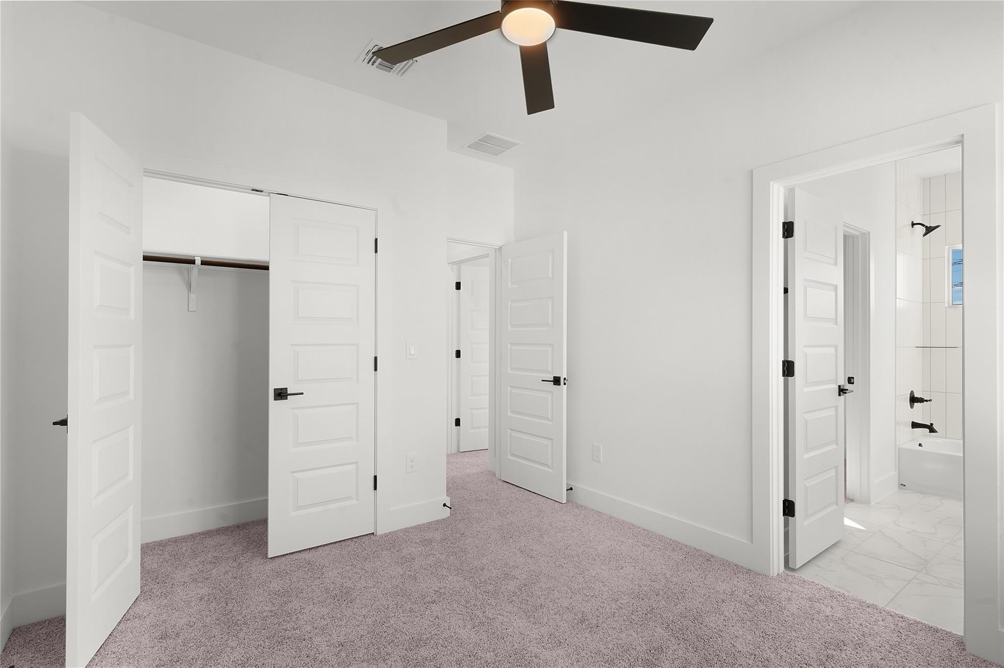 Image 21 of 40 For 105 Carmen Cv