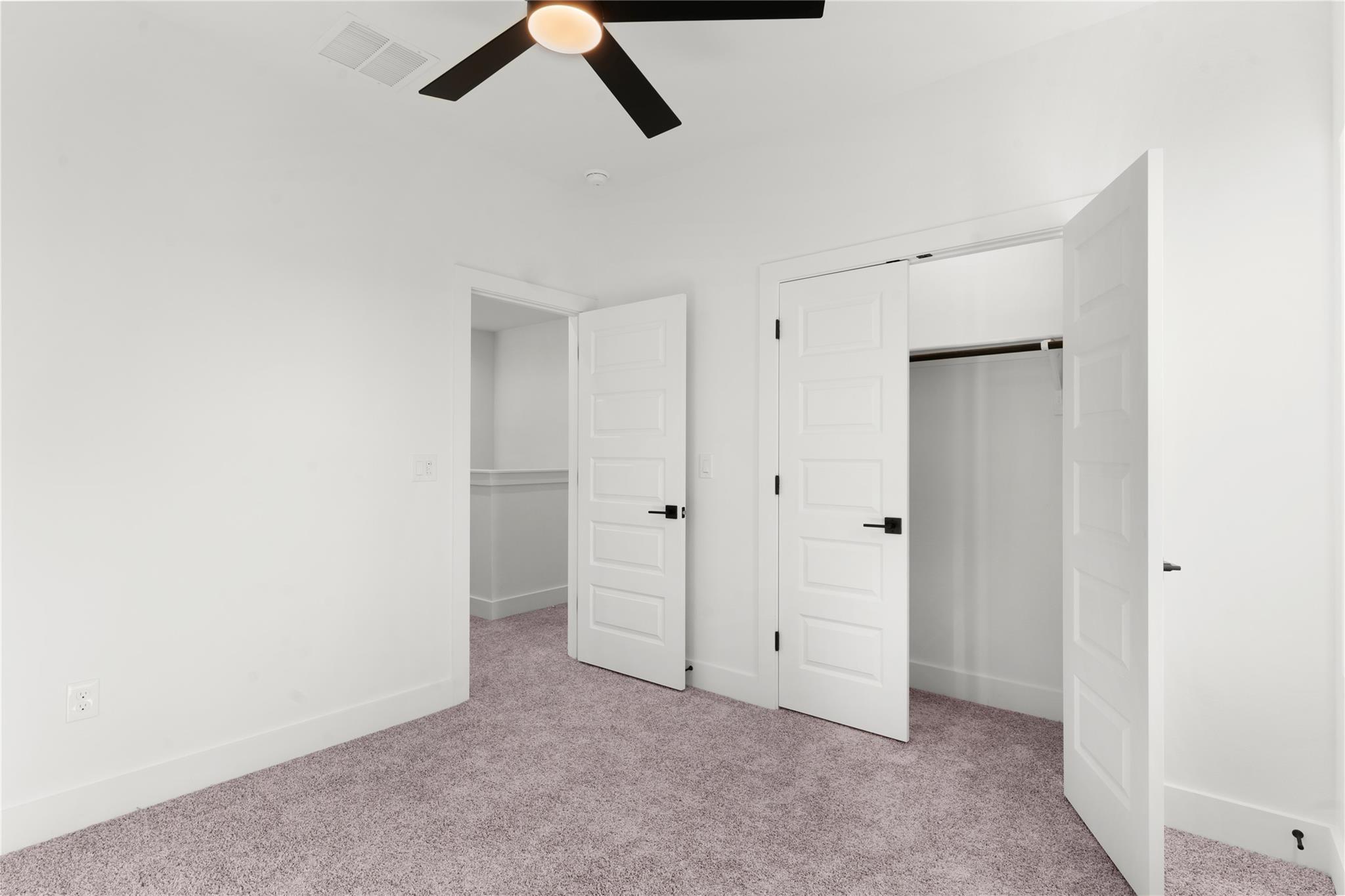 Image 24 of 40 For 105 Carmen Cv