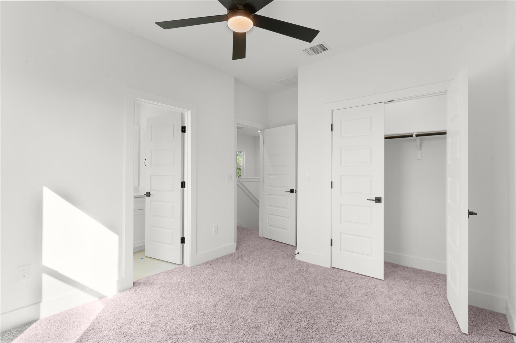 Image 27 of 40 For 105 Carmen Cv