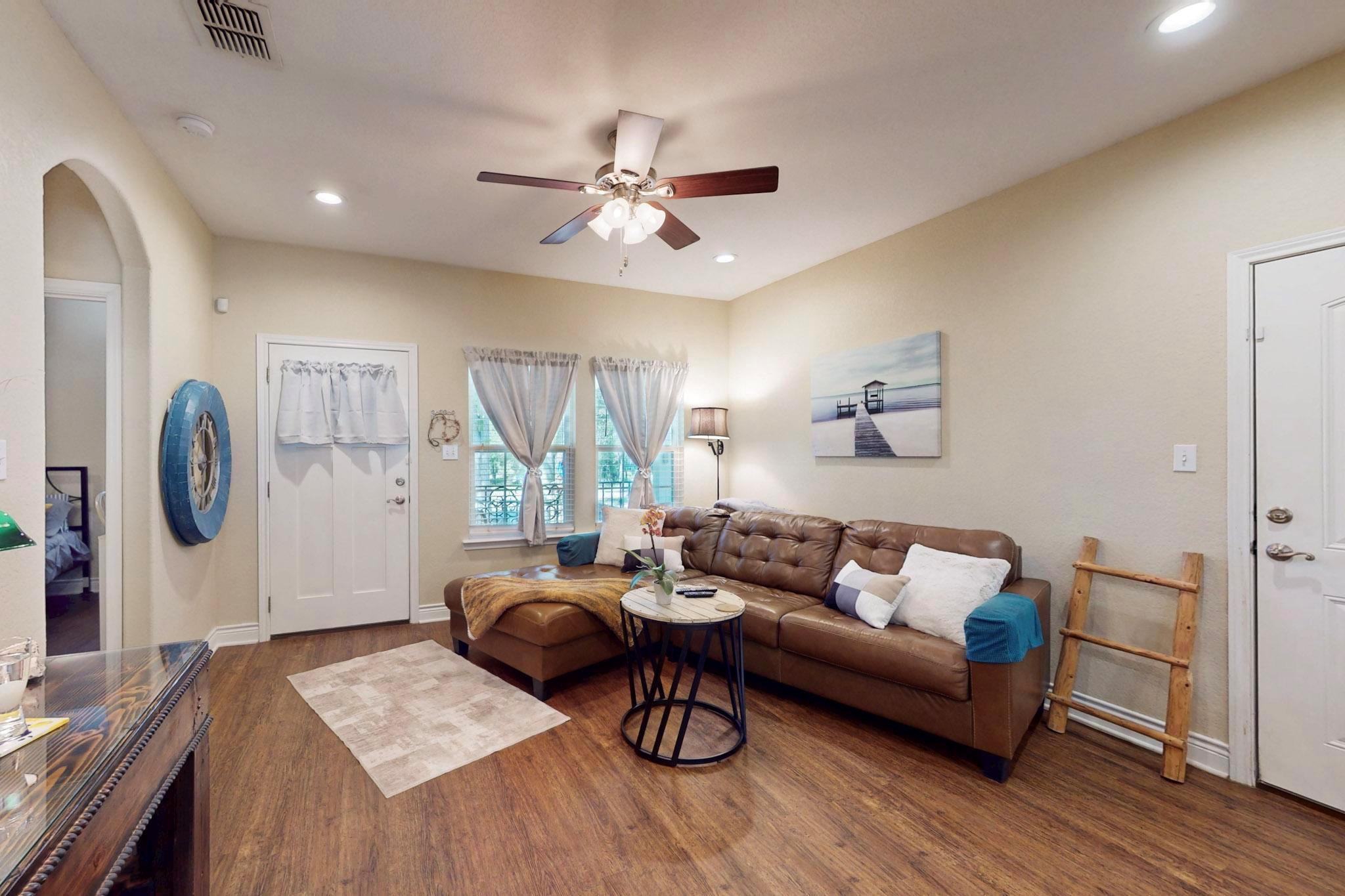 Image 11 of 30 For 1118 Lonesome