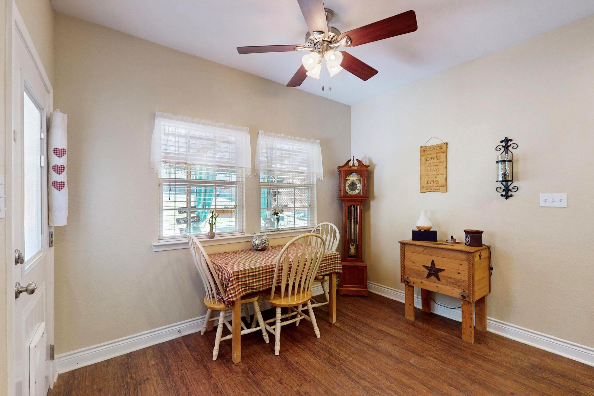 Image 16 of 30 For 1118 Lonesome